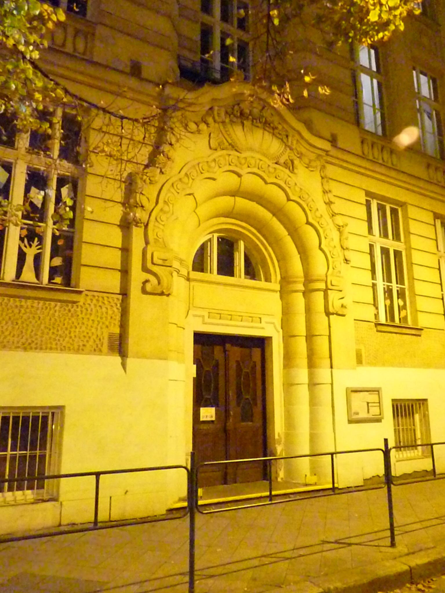 ZŠ a MŠ Brno, Křenová foto 2