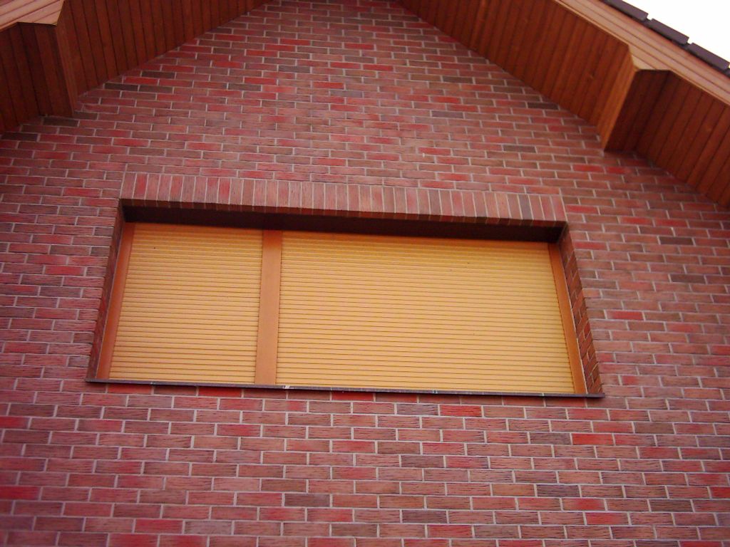 ALUPRA s.r.o. - rolety, vrata, mříže foto 6