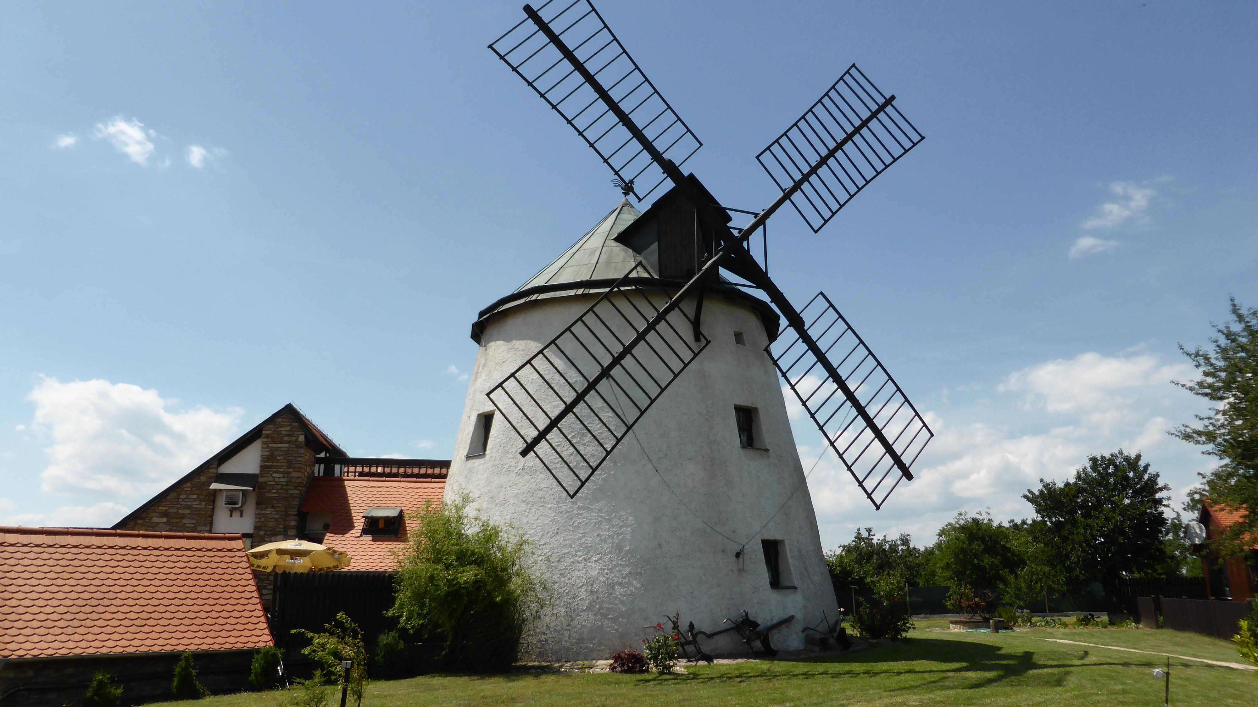 Restaurace Větrný mlýn foto 4