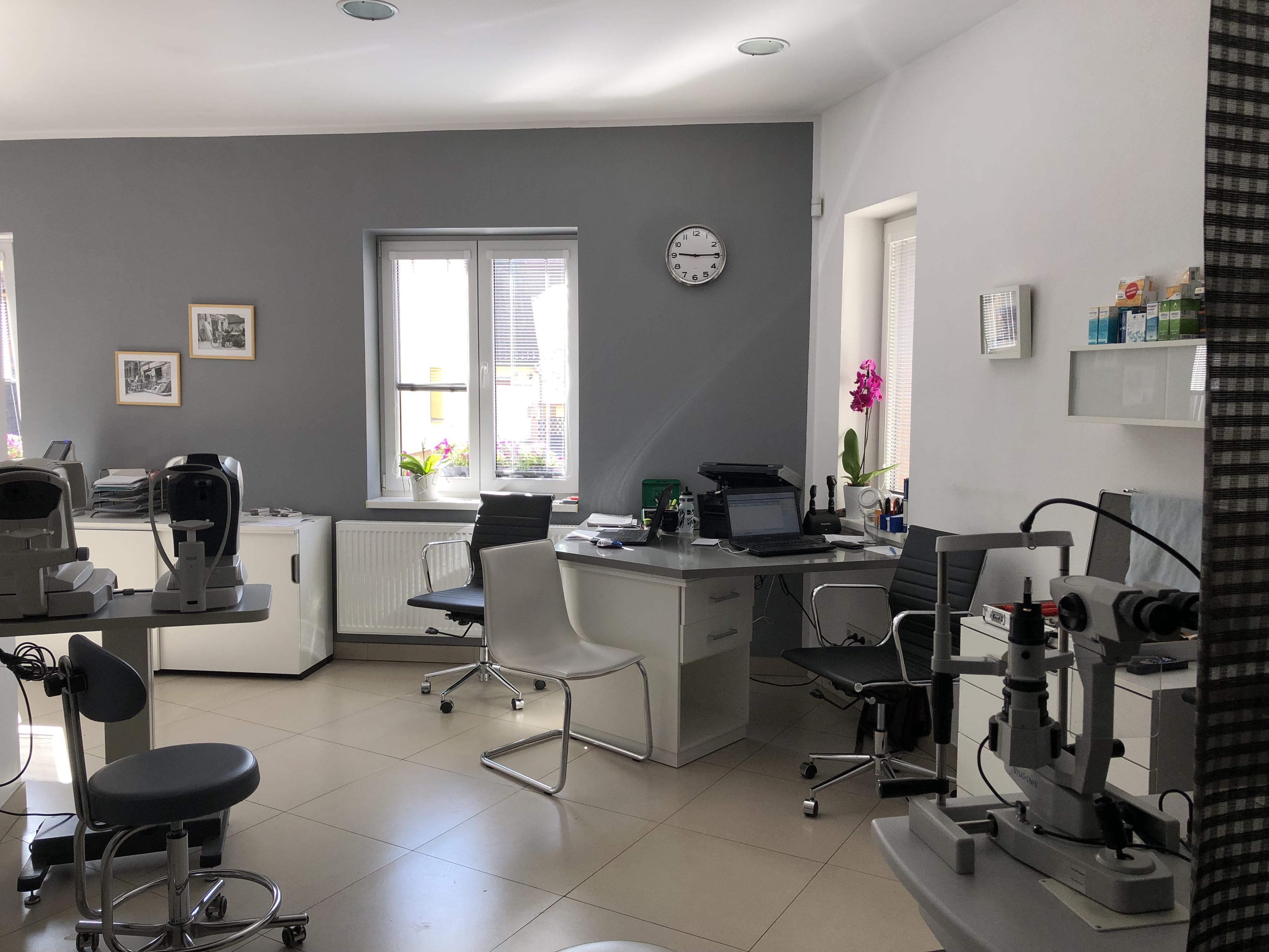 MUDr. Milan Bejvl - oční lékář foto 2