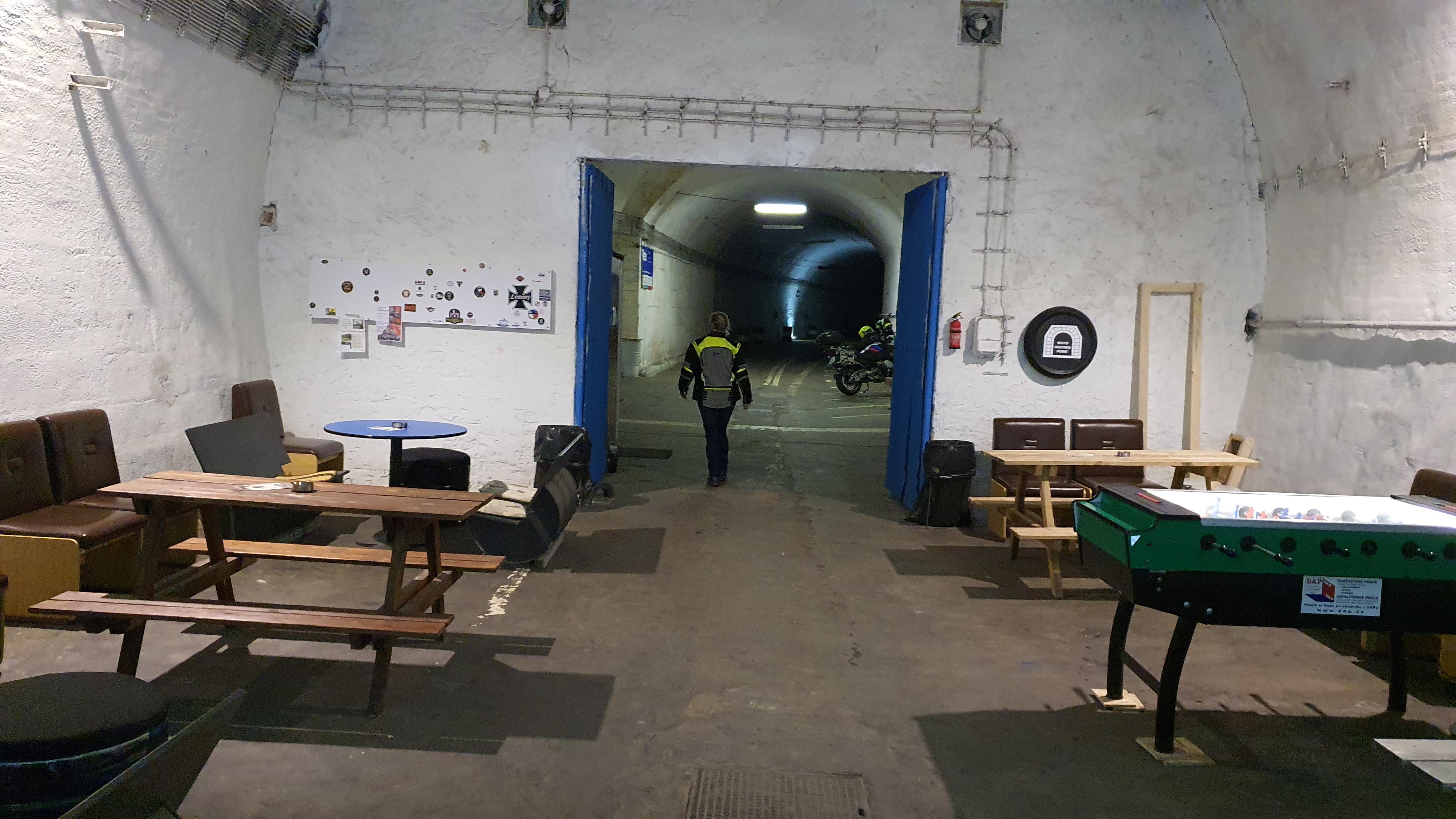 Zastávka pro motorkáře foto 4