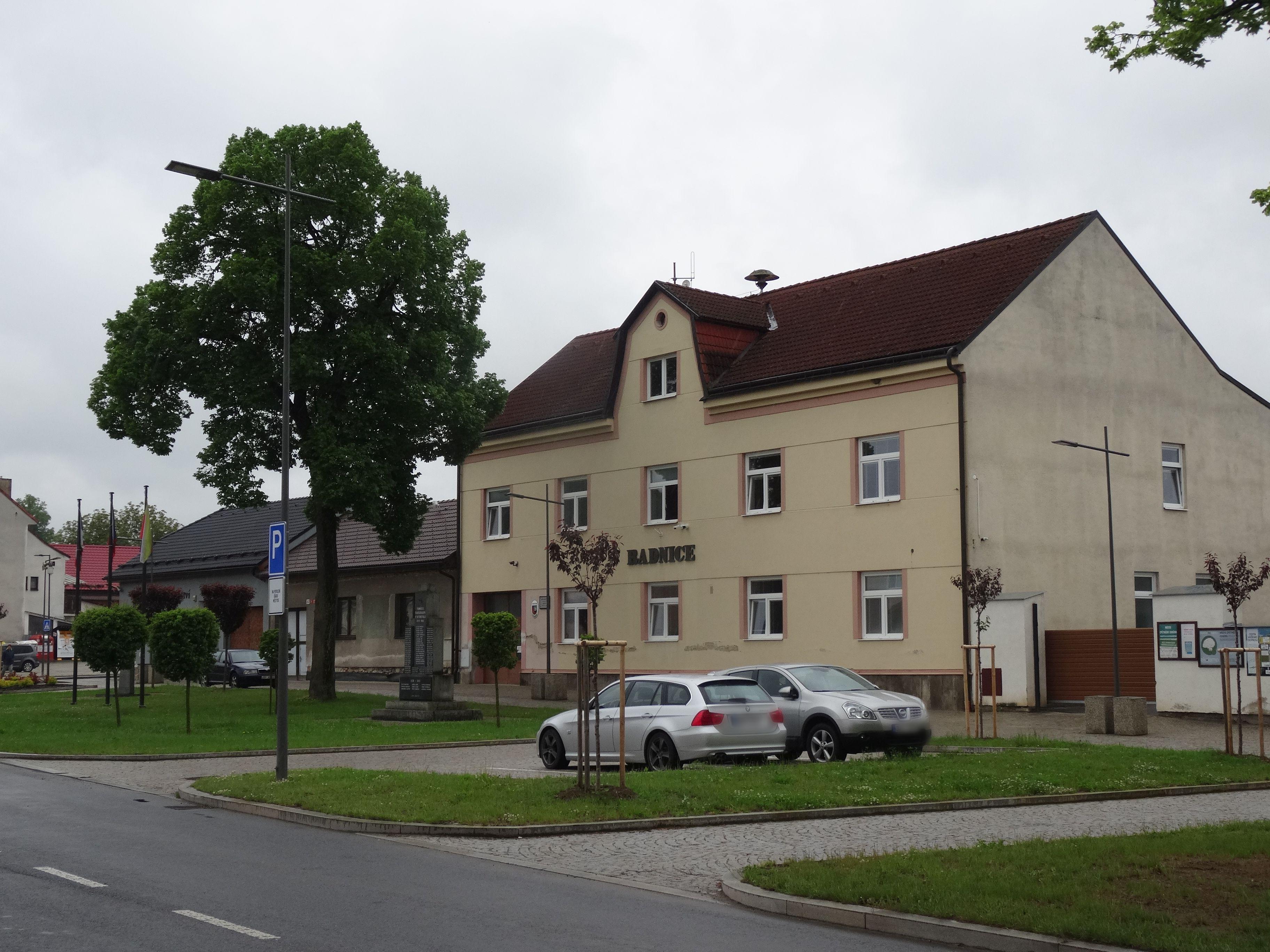Batelov - úřad městyse foto 4