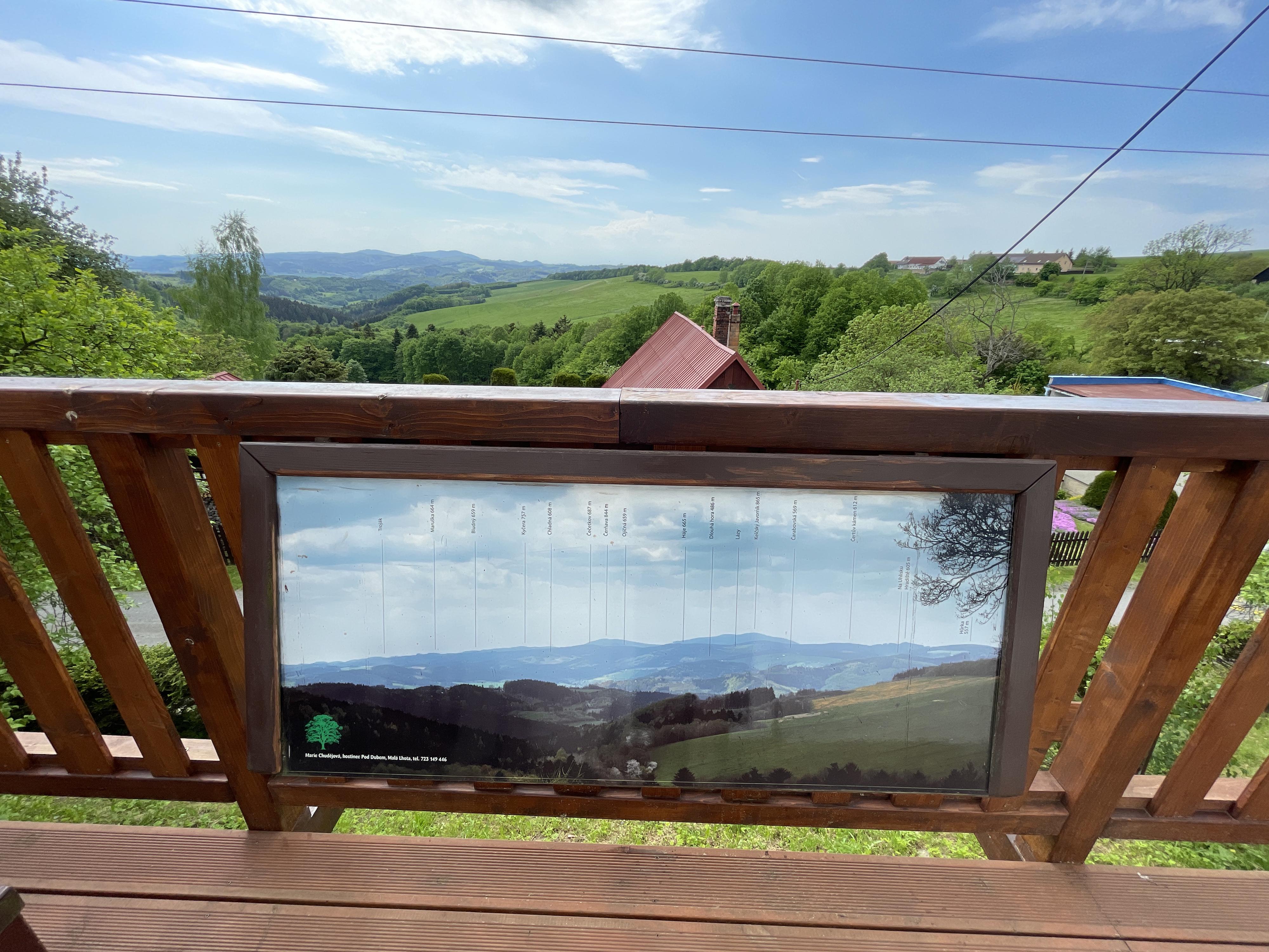 Hostinec Pod dubem foto 2