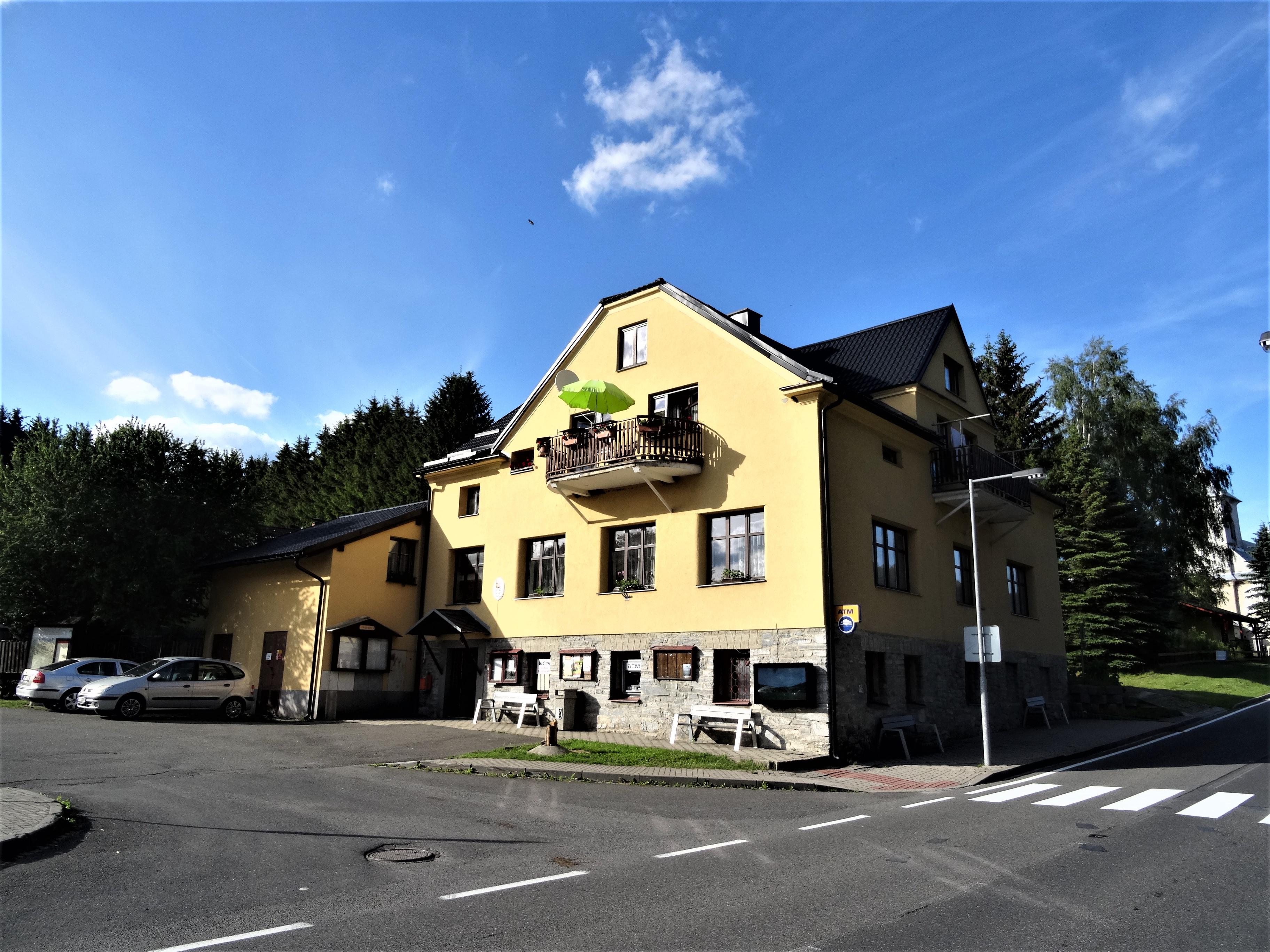 Ostružná - obecní úřad foto 3