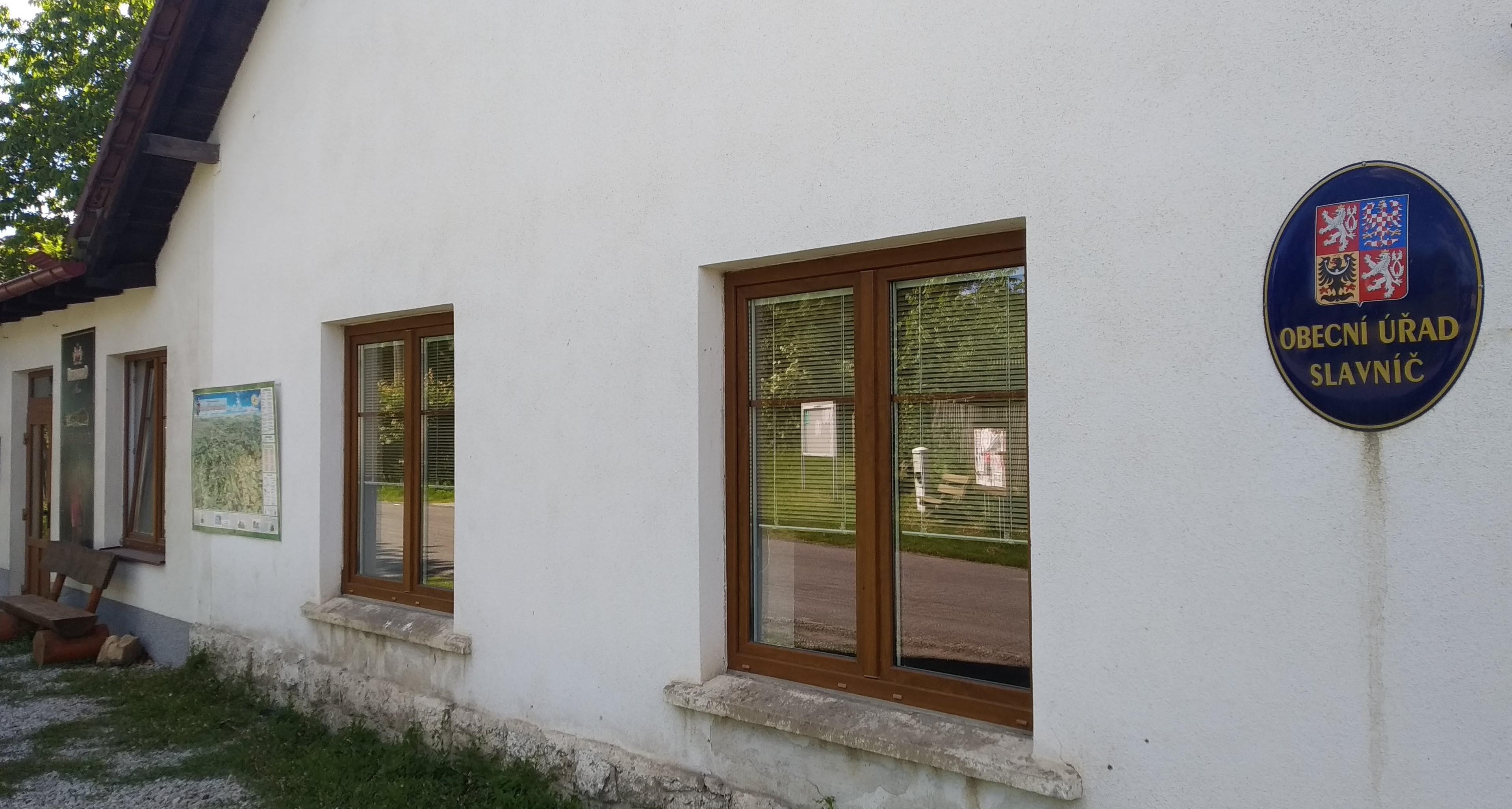 Slavníč - obecní úřad foto 3