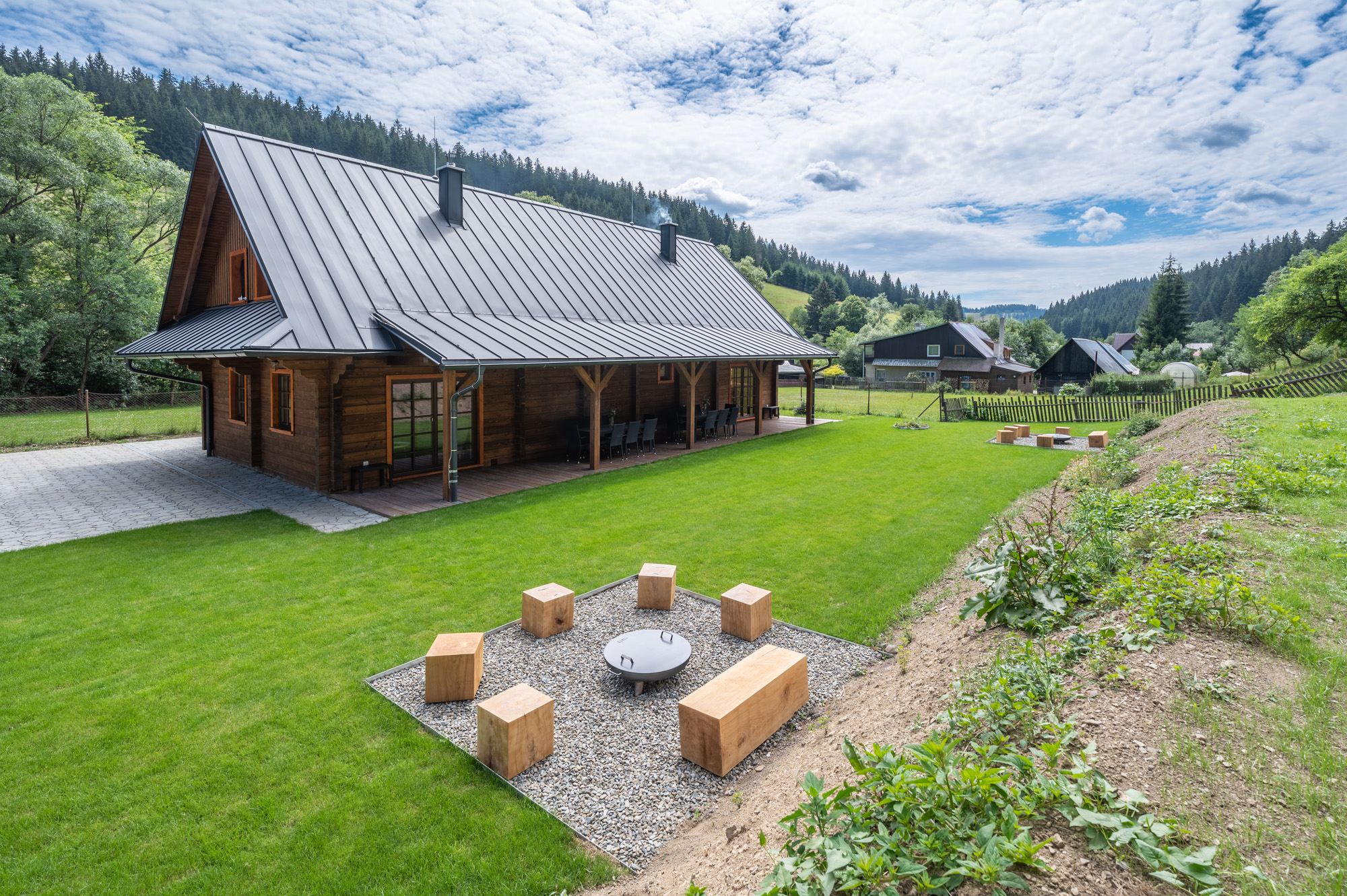 Dvě Chalupy - Velké Karlovice foto 2