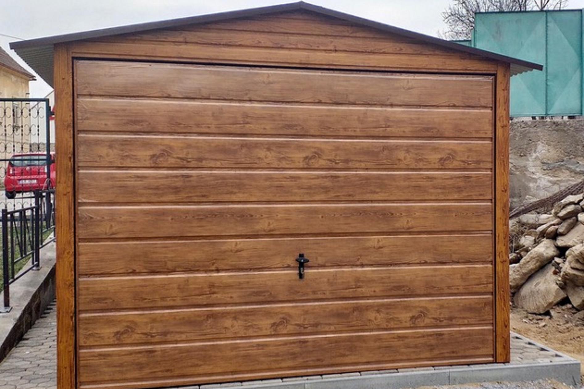 PLECHOVÉ GARÁŽE RYCHLE