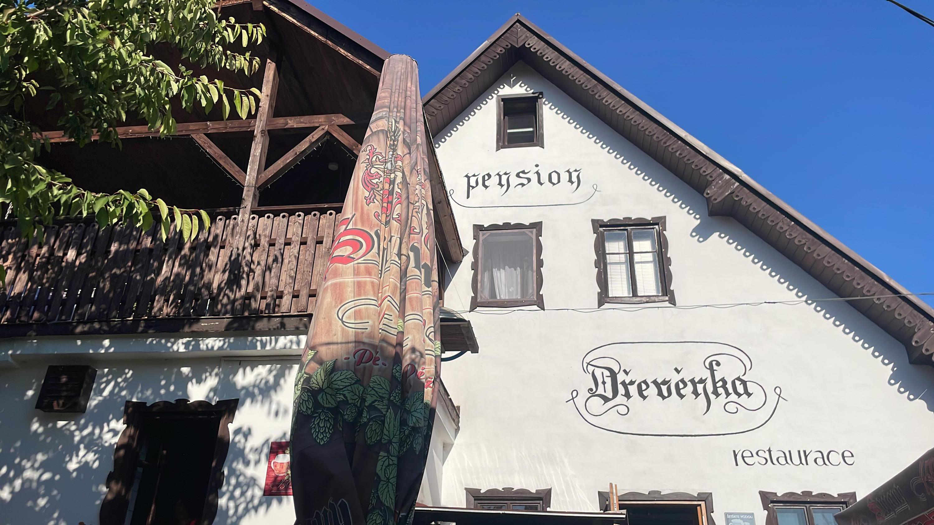 Restaurace Dřevěnka foto 3