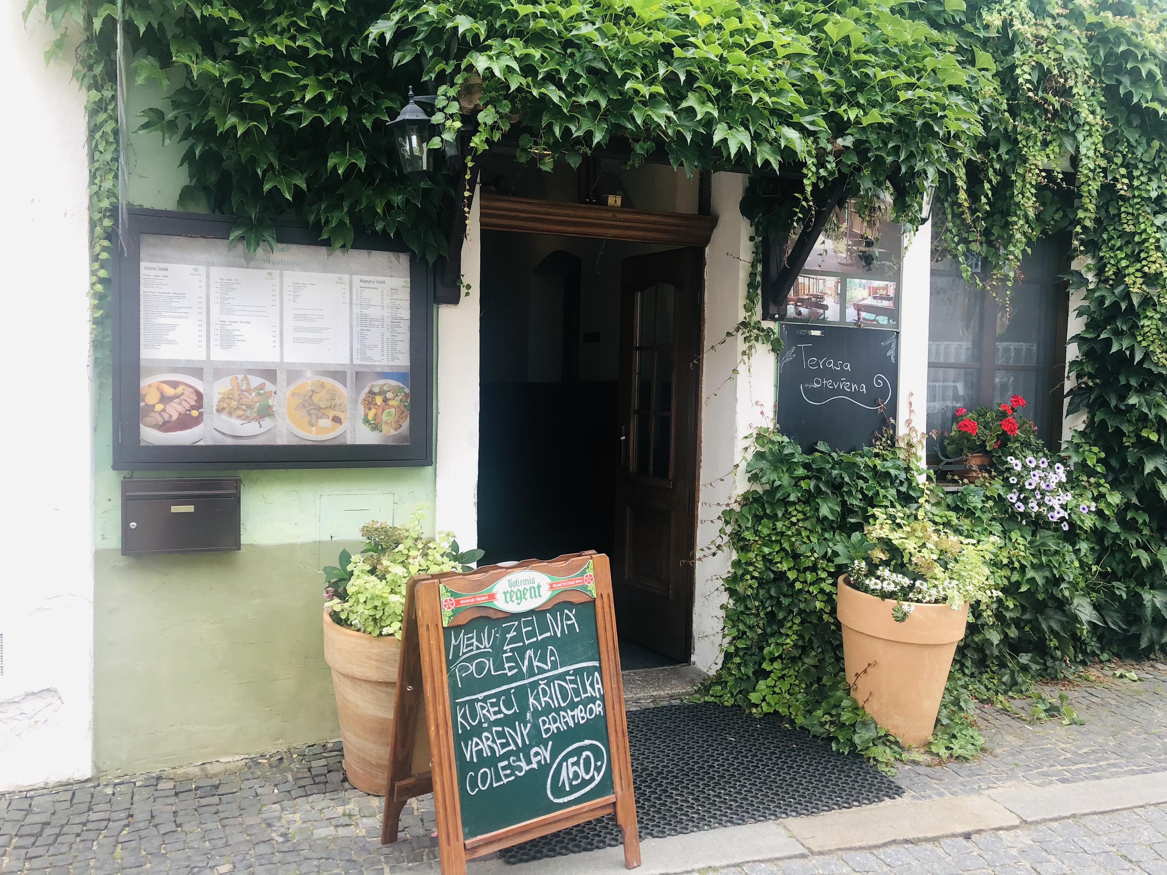 Hotelová restaurace Myslivna