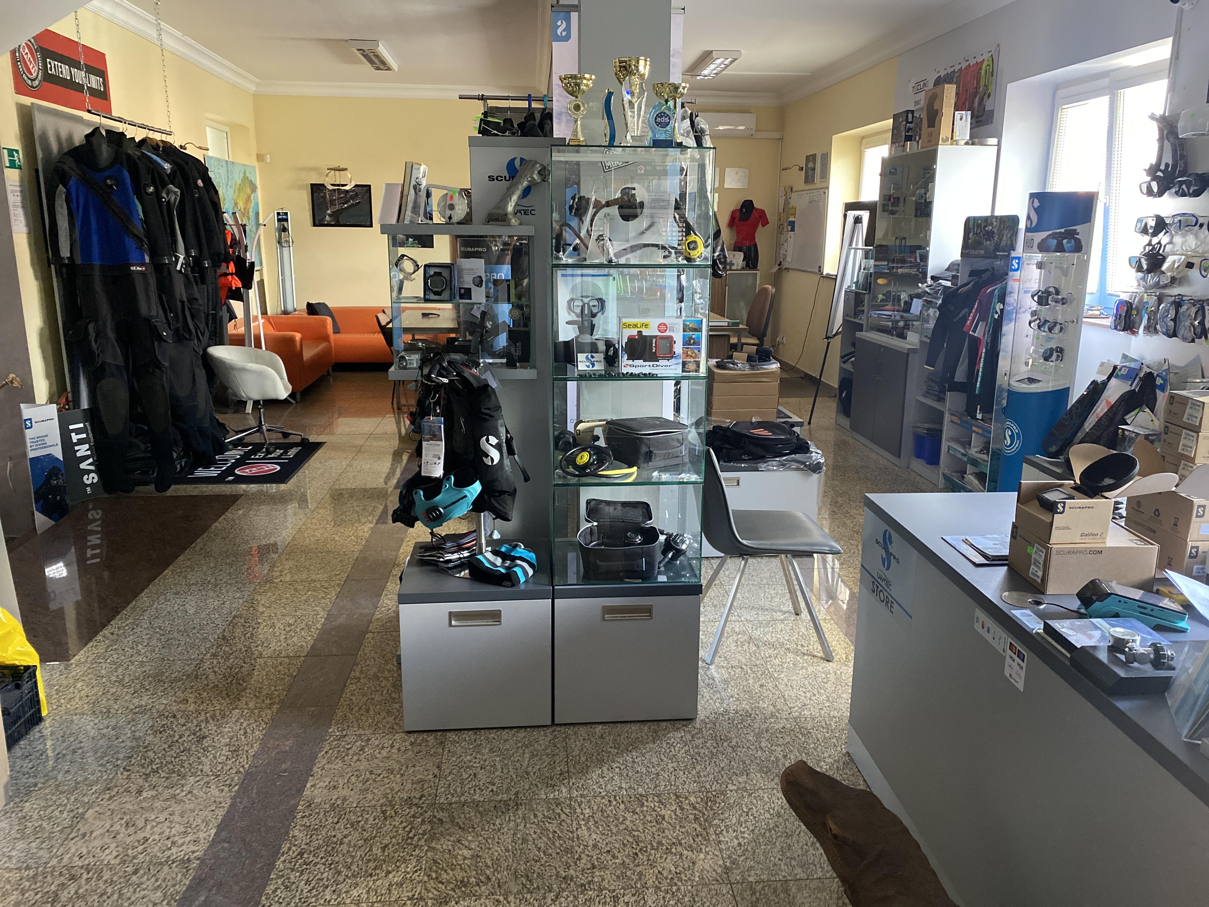 Tomas Melicharek spol. s.r.o. - Dive Crew Czech foto 2