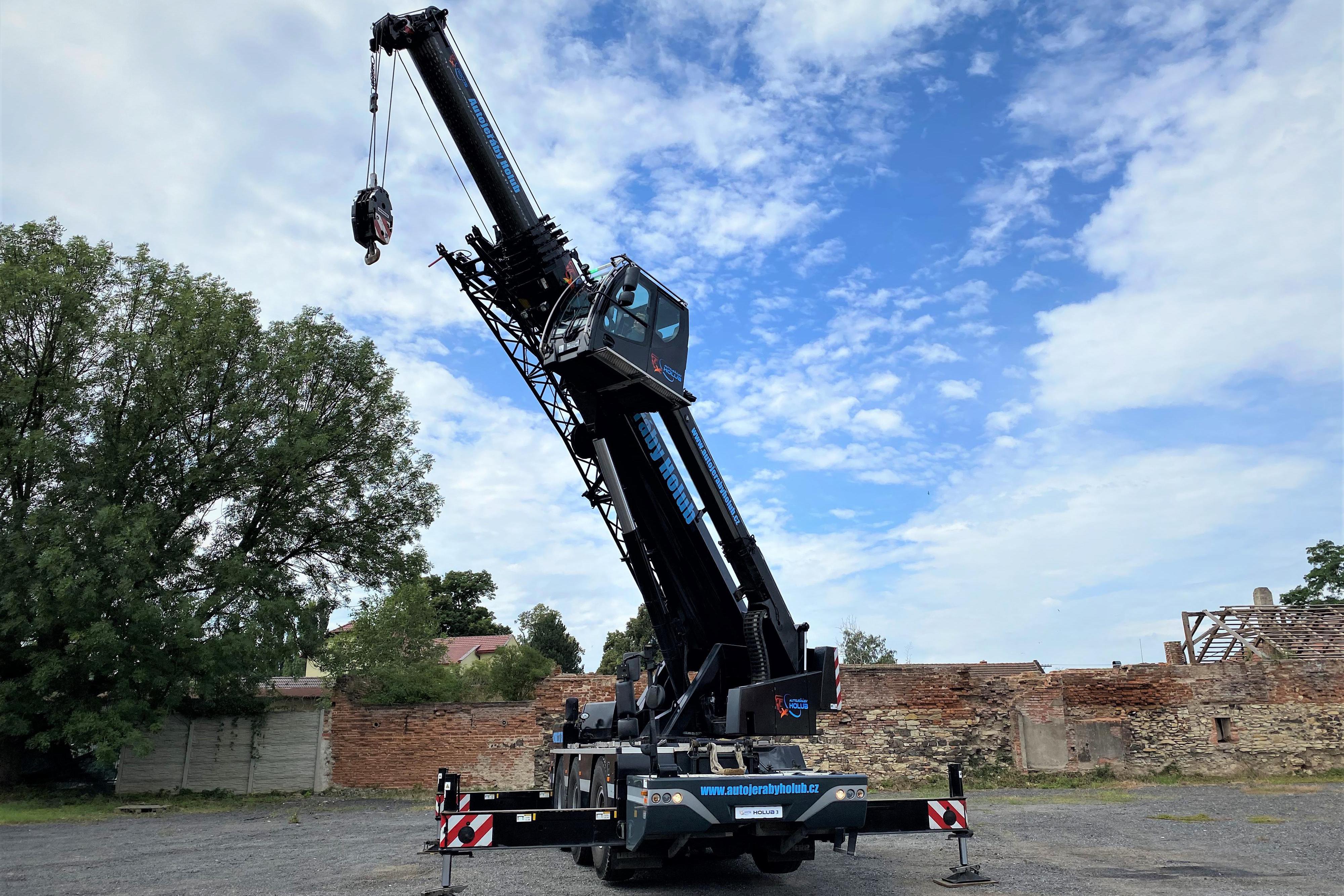 Jeřábnické práce autojeřábem Liebherr LTC 1045-3.1