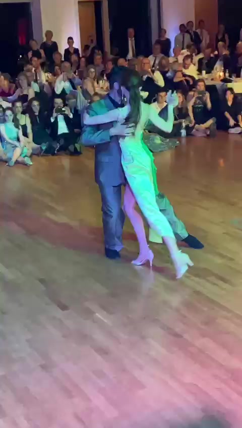 ARGENTINSKÉ TANGO - STUDIO12 foto 2 (náhled videa)