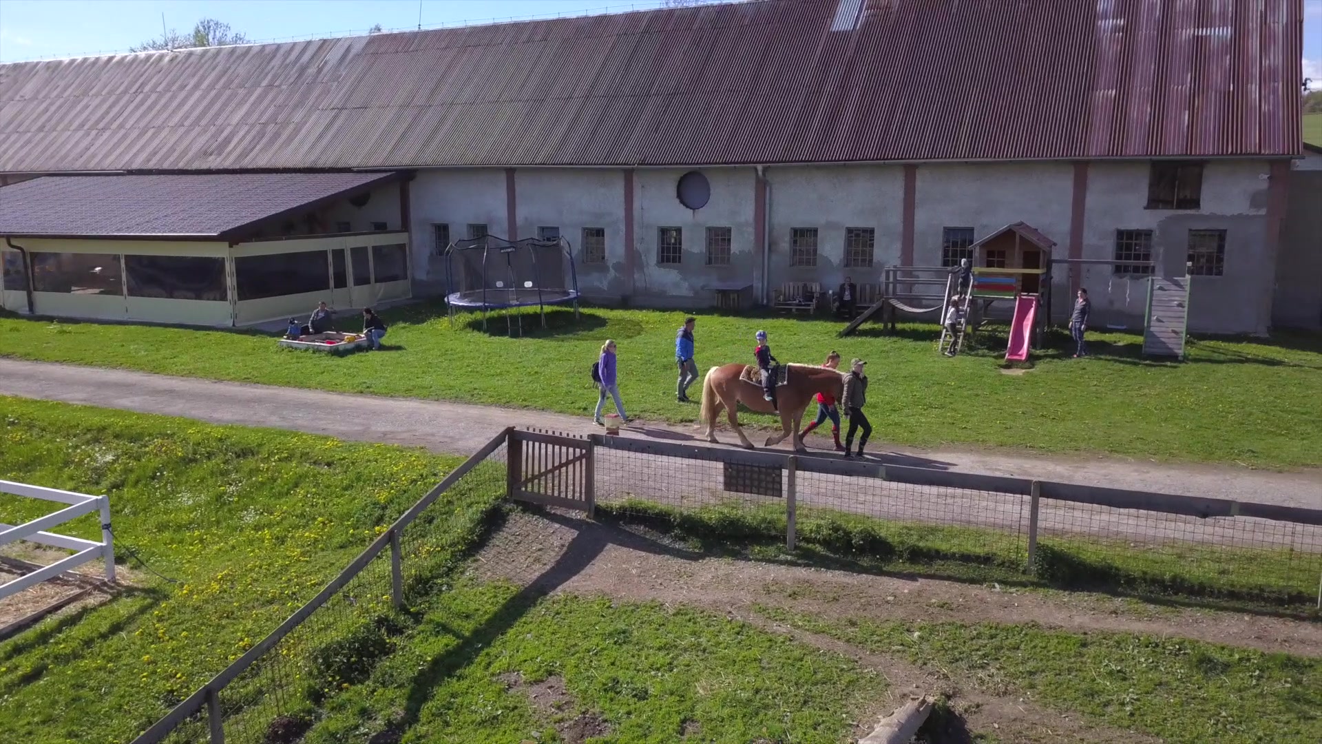 FARMA Loděnice s.r.o. foto 2 (náhled videa)