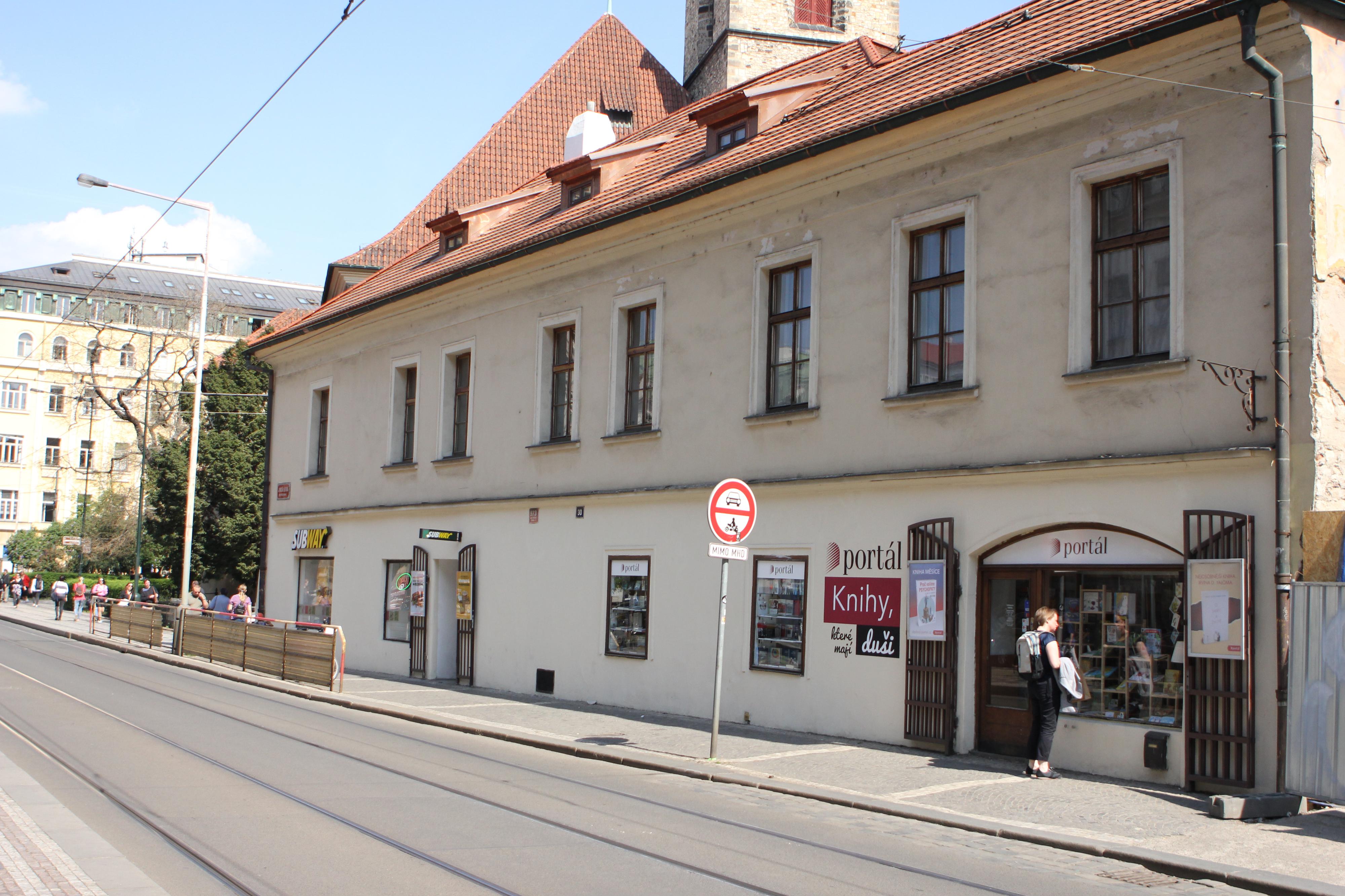 Knihkupectví Portál foto 2