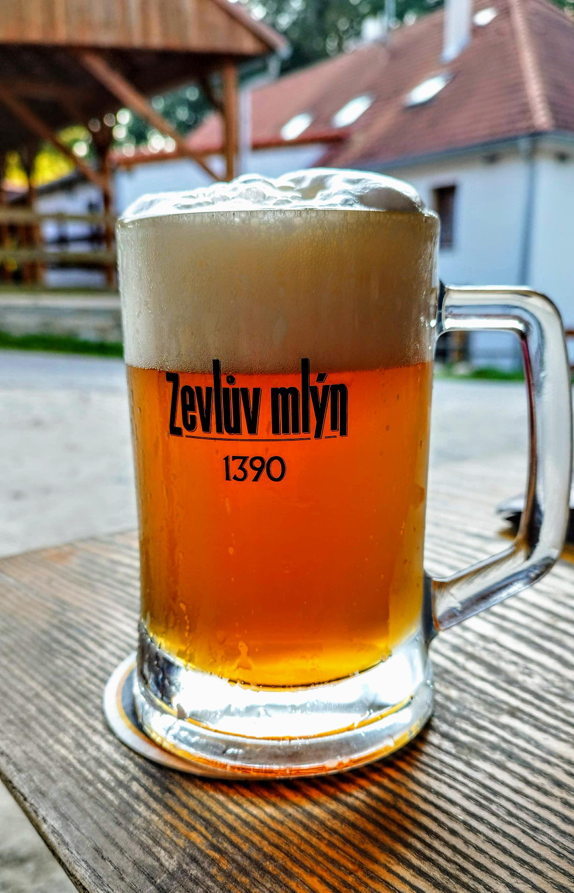 Občerstvení Zevlův mlýn foto 2