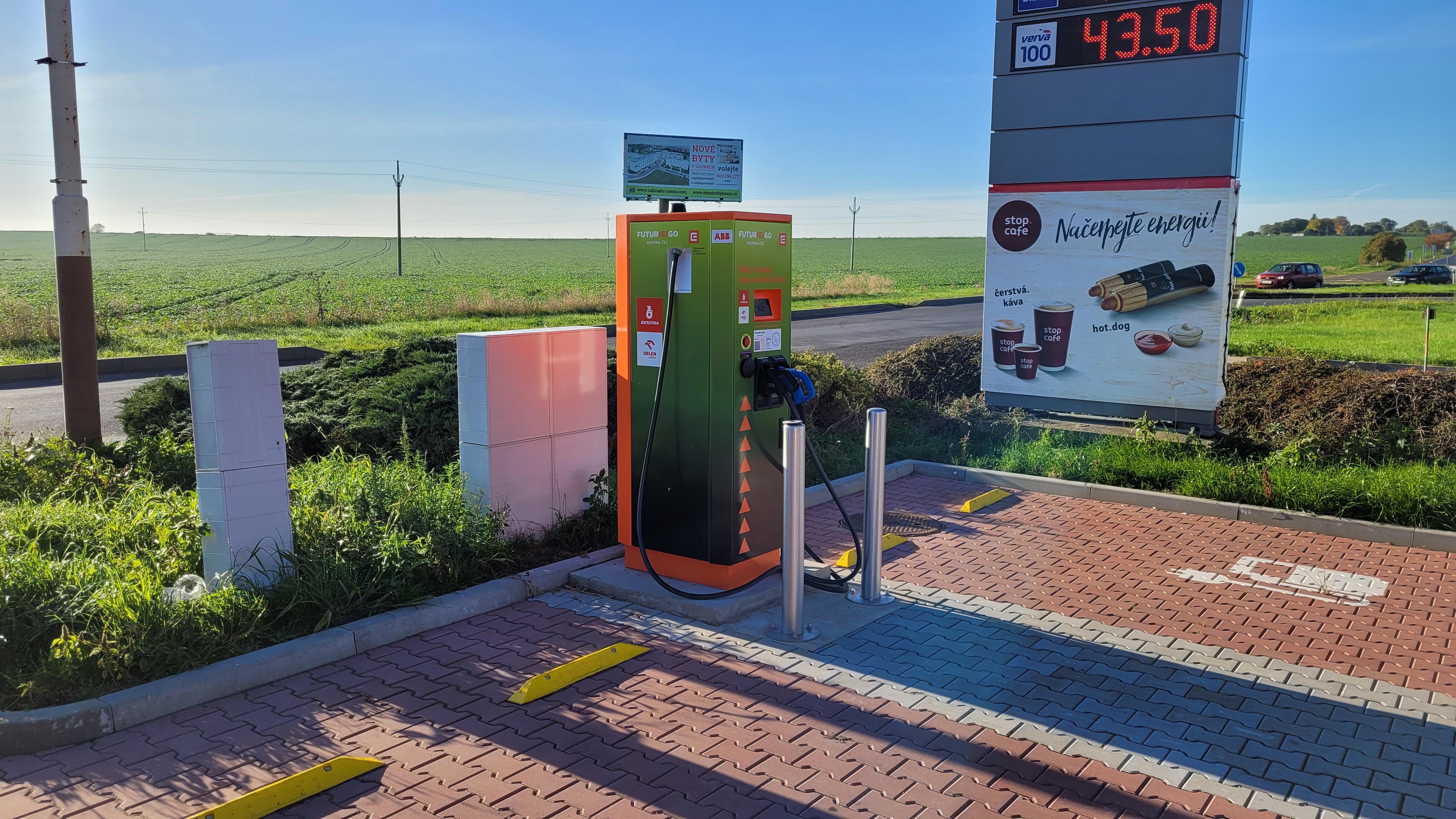Nabíjecí stanice ČEZ