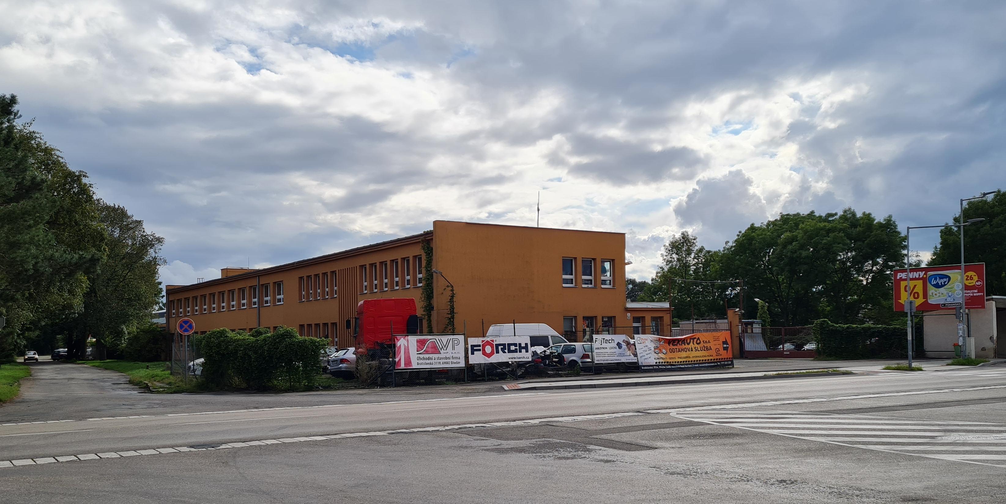 Hodonský - outdoorové vybavení foto 2