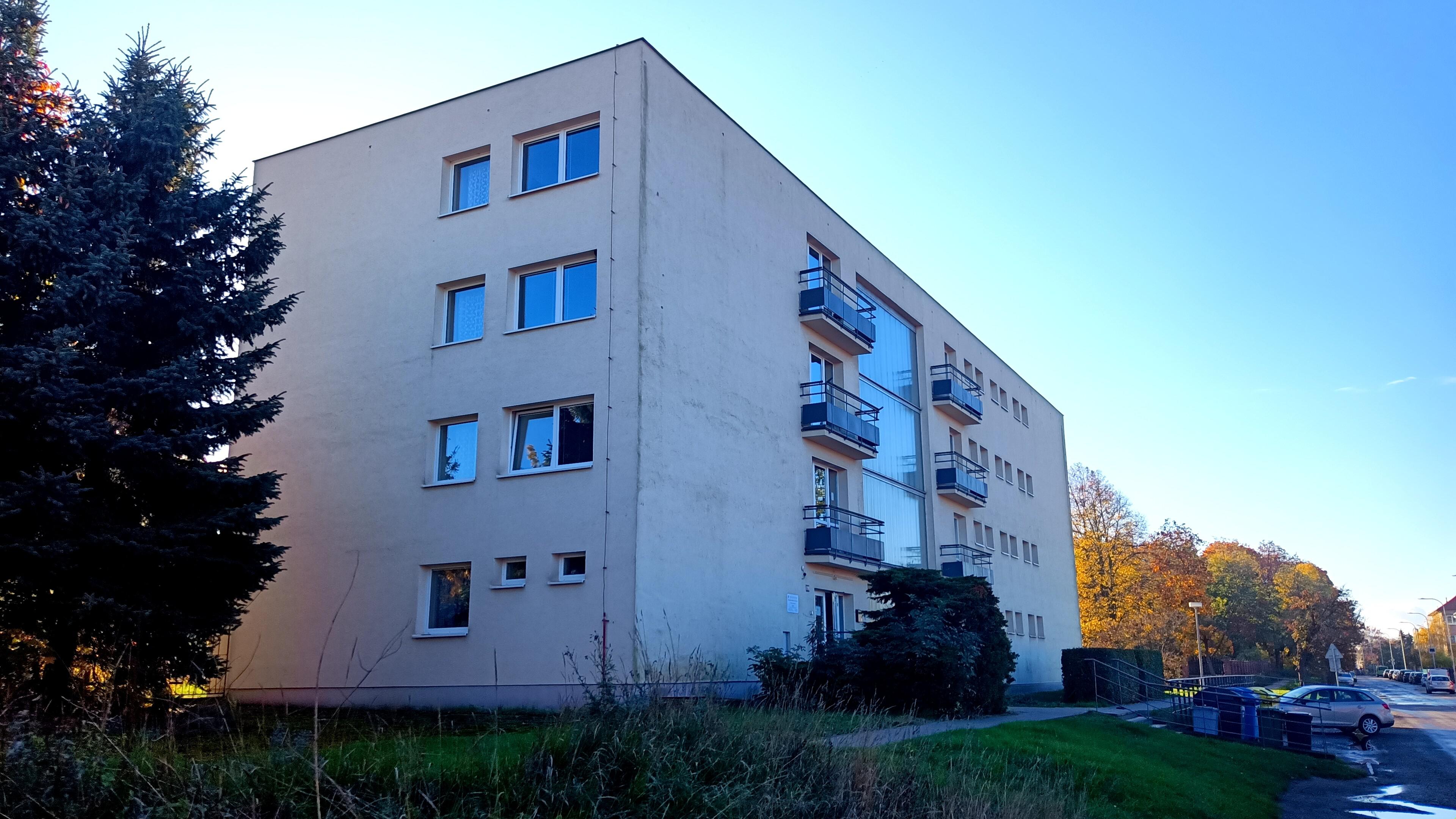 Svobodárna Pražská 2768 foto 1