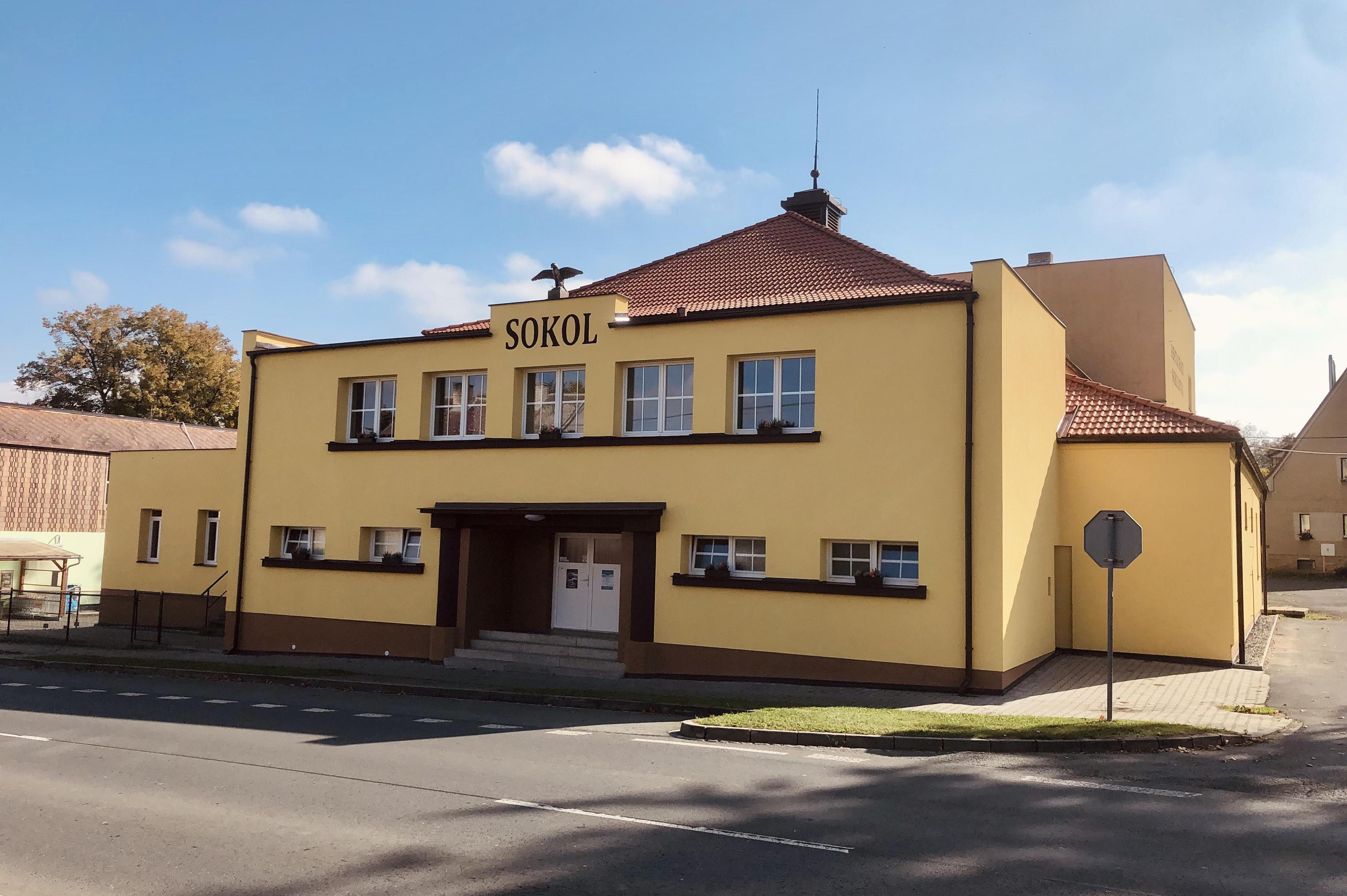 Sokolovna Kožlany