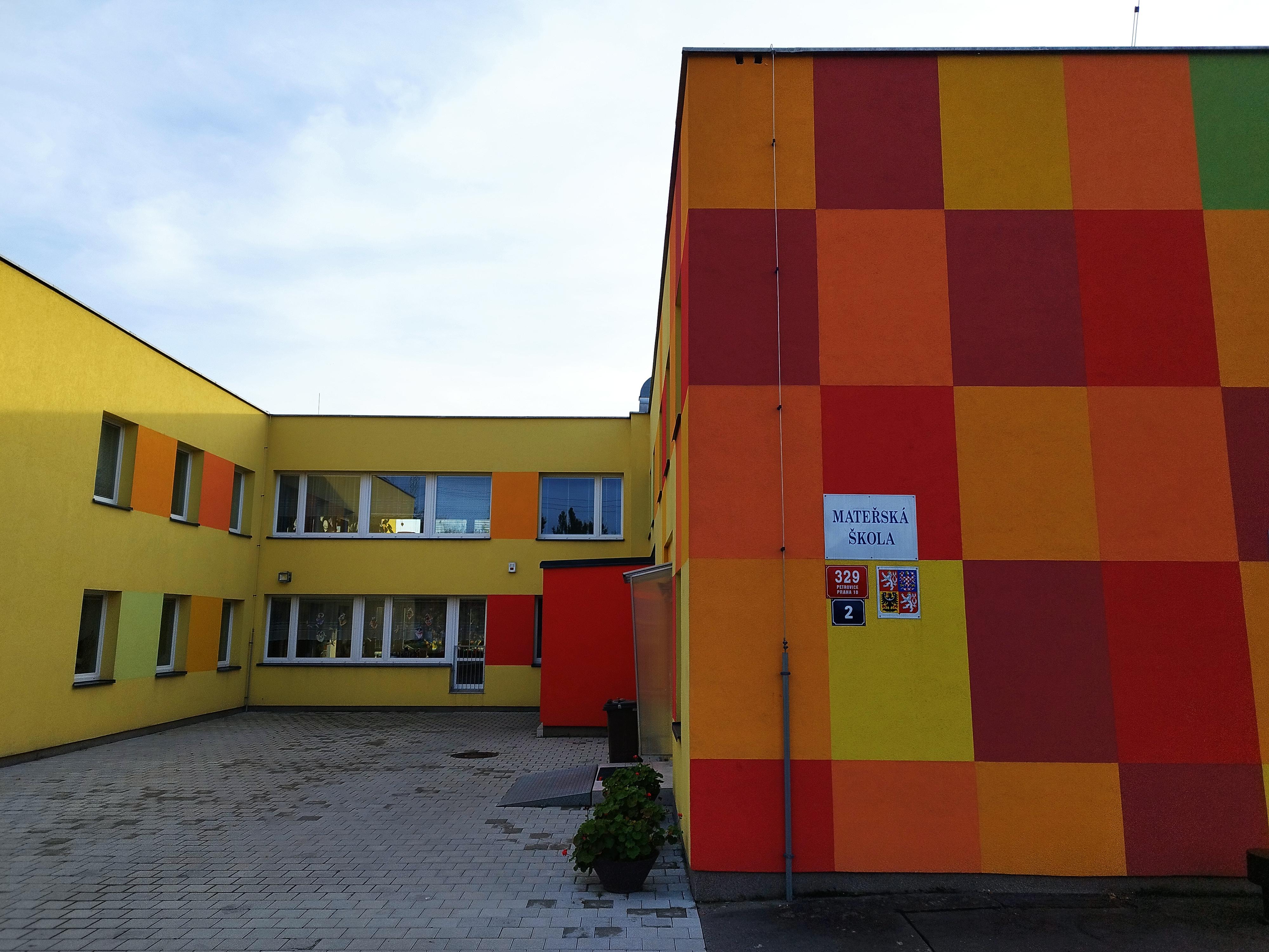 Mateřská škola Praha - Petrovice, příspěvková organizace foto 3