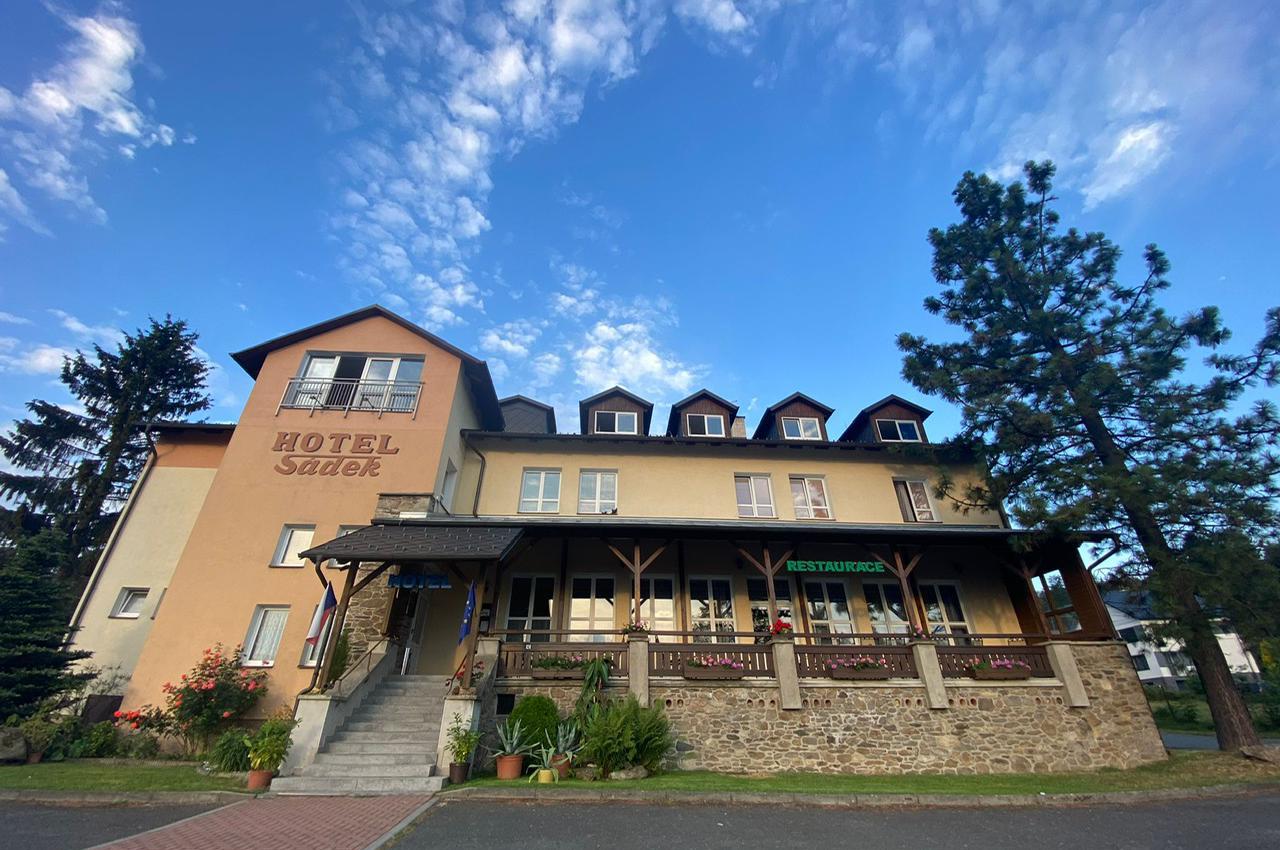 Hotel Sádek