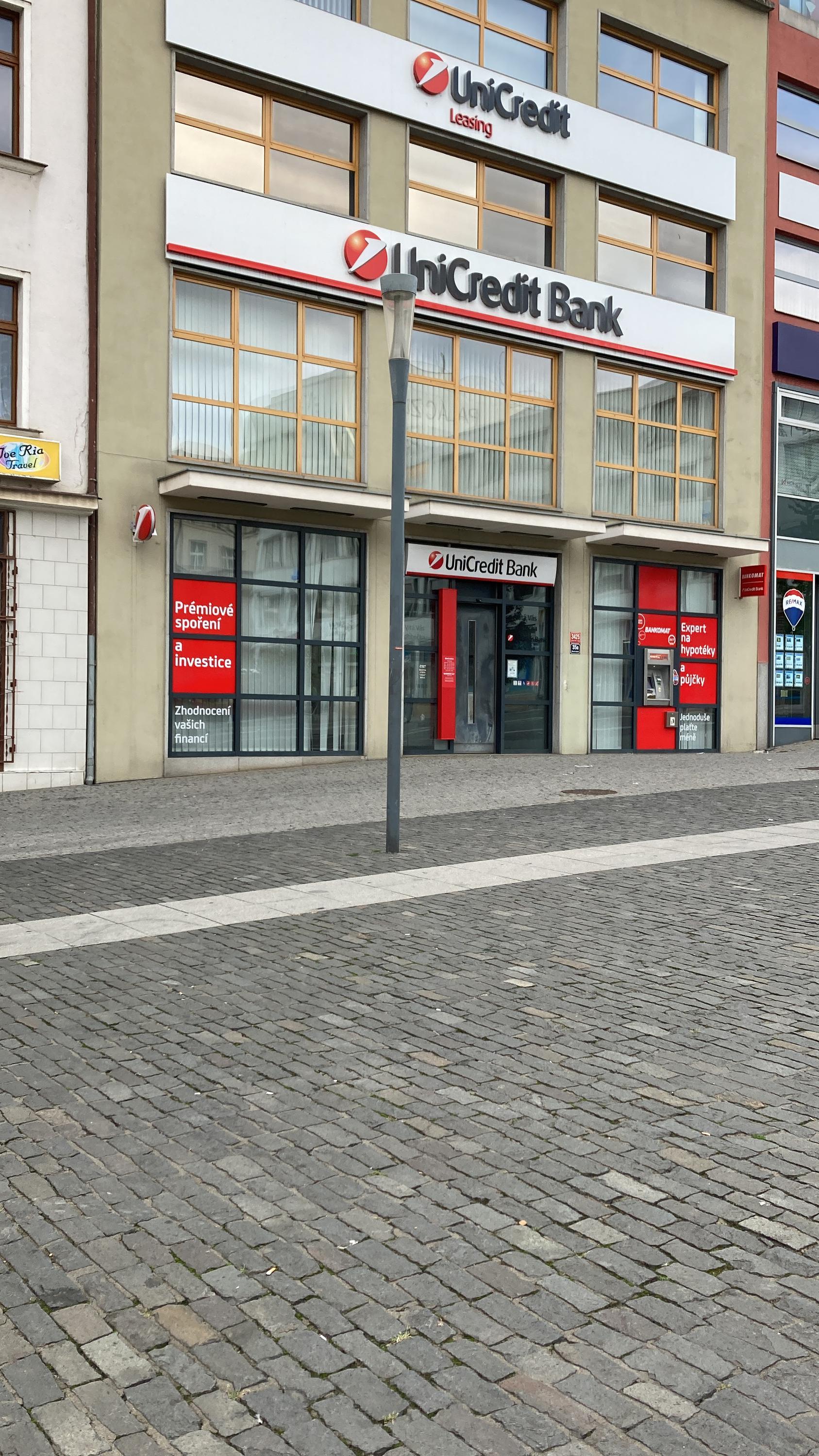 UniCredit Bank Czech Republic and Slovakia, a.s. foto 3