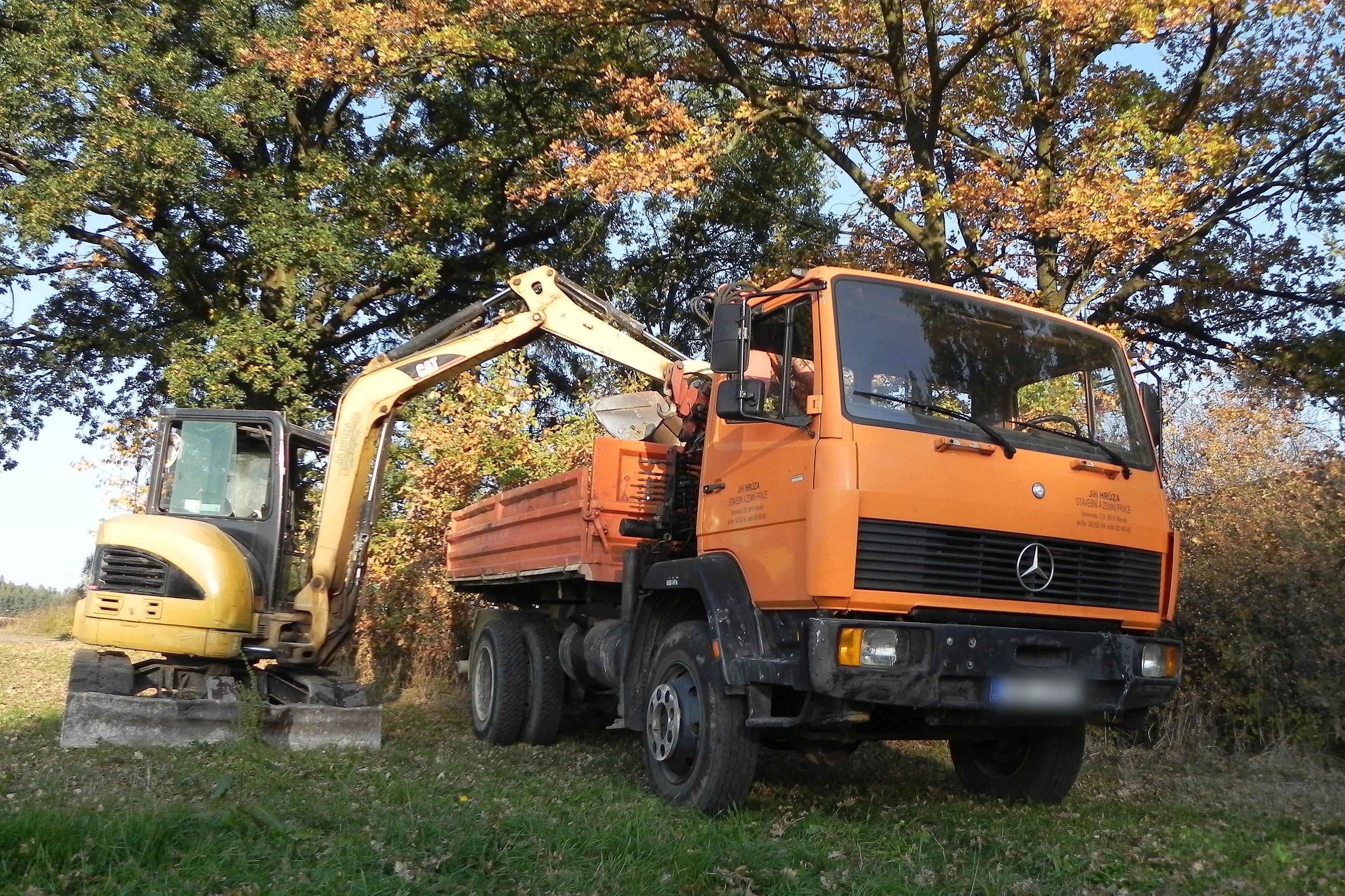 Jiří Hrůza, stavební a zemní práce