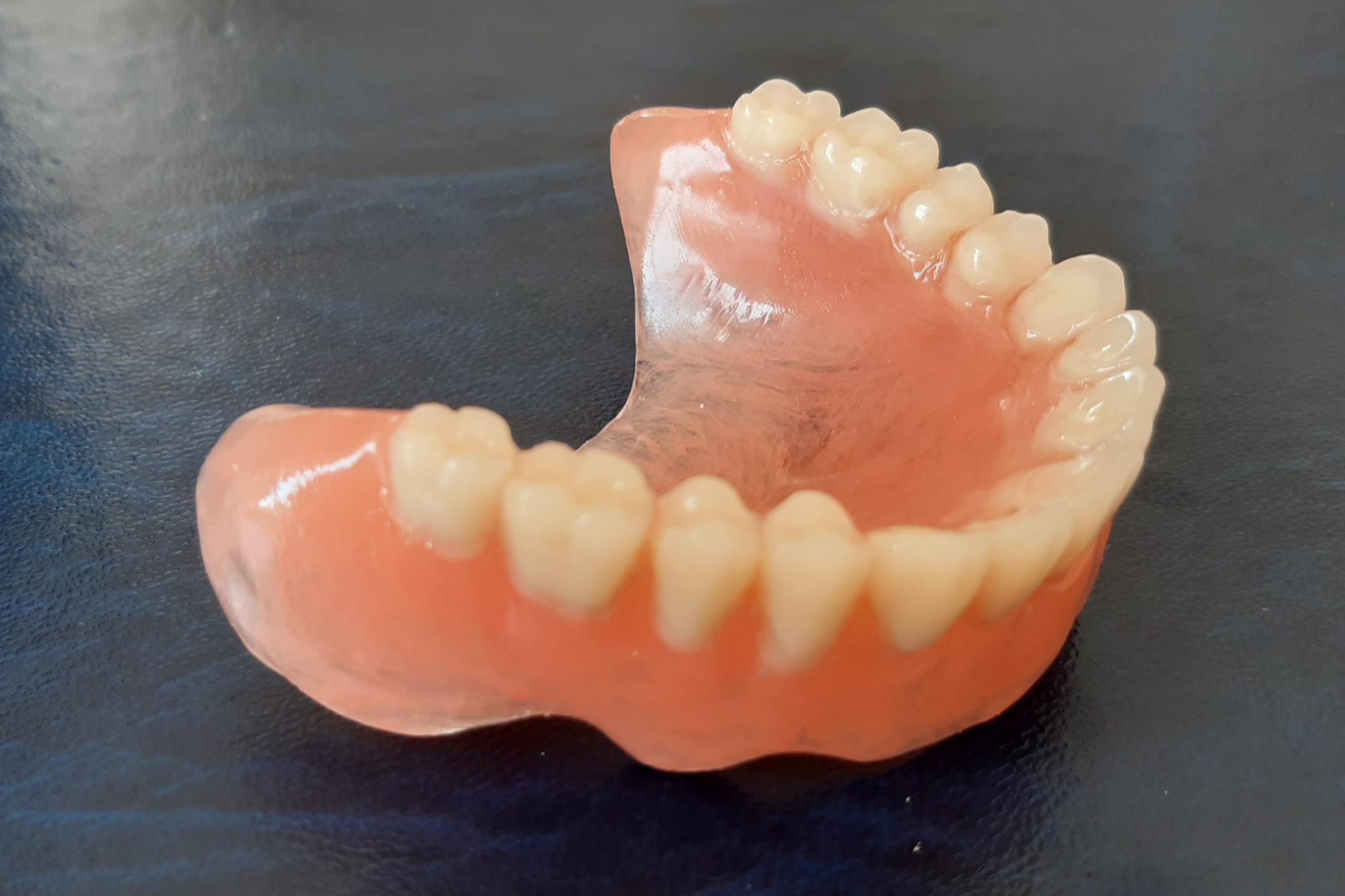 Zubní  technik Lukáš Pospíchal