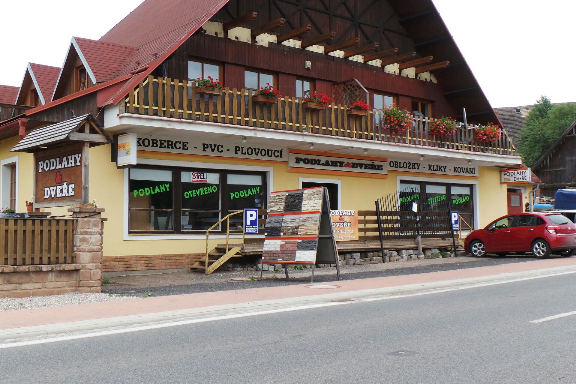 PODLAHY A DVEŘE, s.r.o.