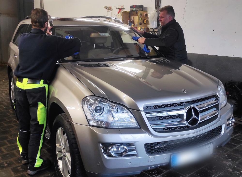 SKASAKO - Výměna a oprava autoskel foto 5