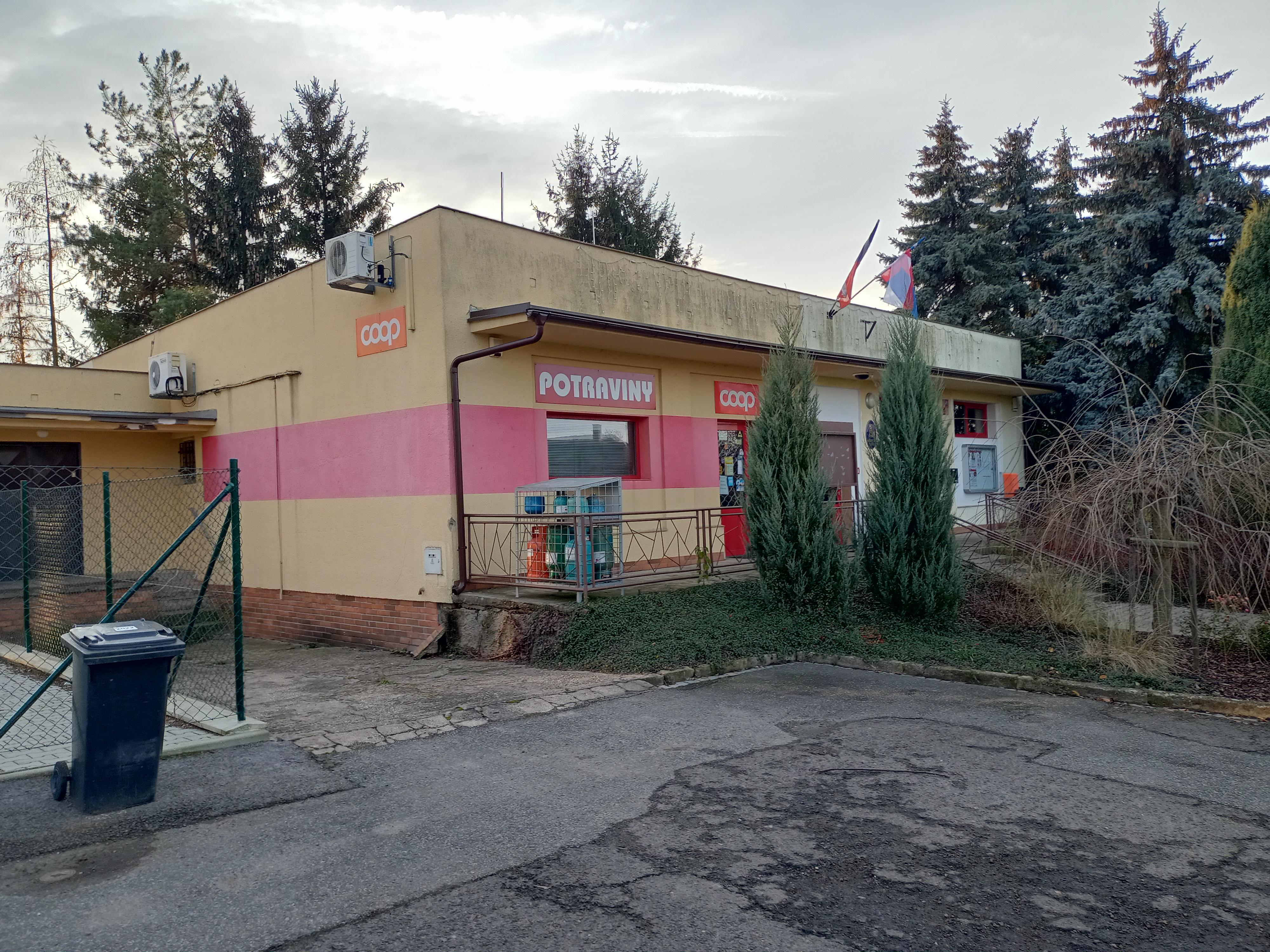 Jednota, spotřební družstvo Nová Paka - COOP foto 2