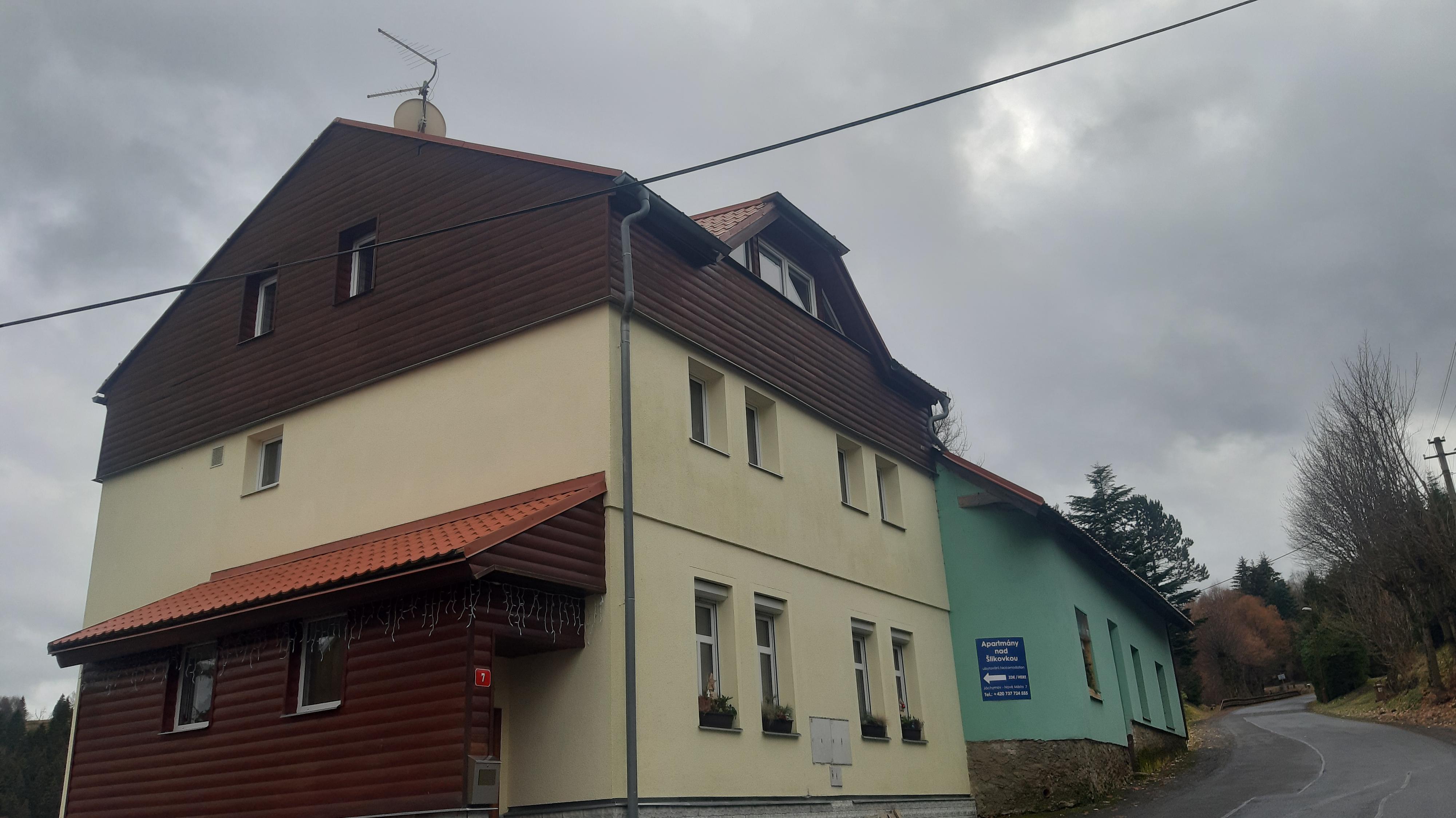 Apartmány nad Šlikovkou