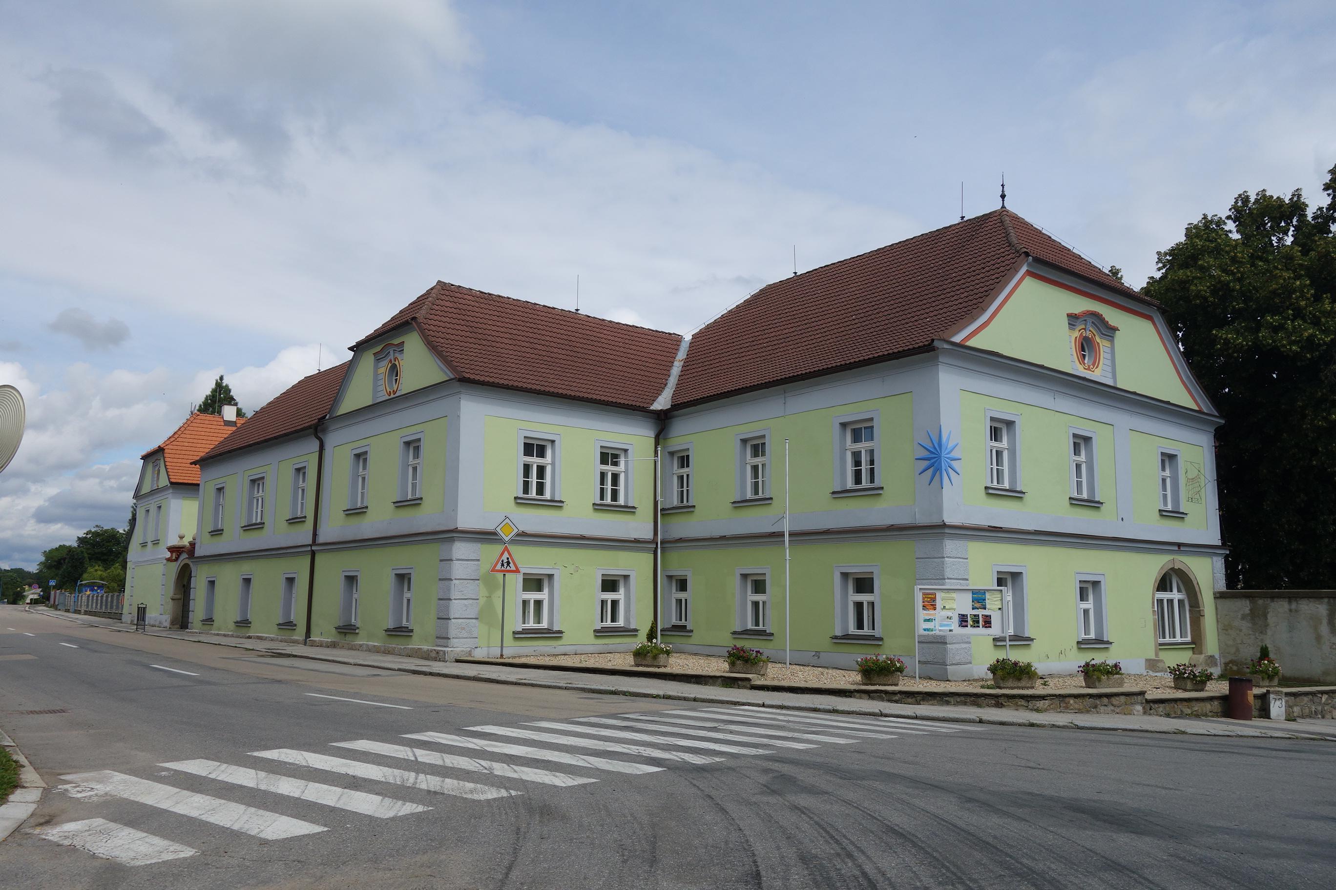 ZUŠ Kamenice nad Lipou foto 3