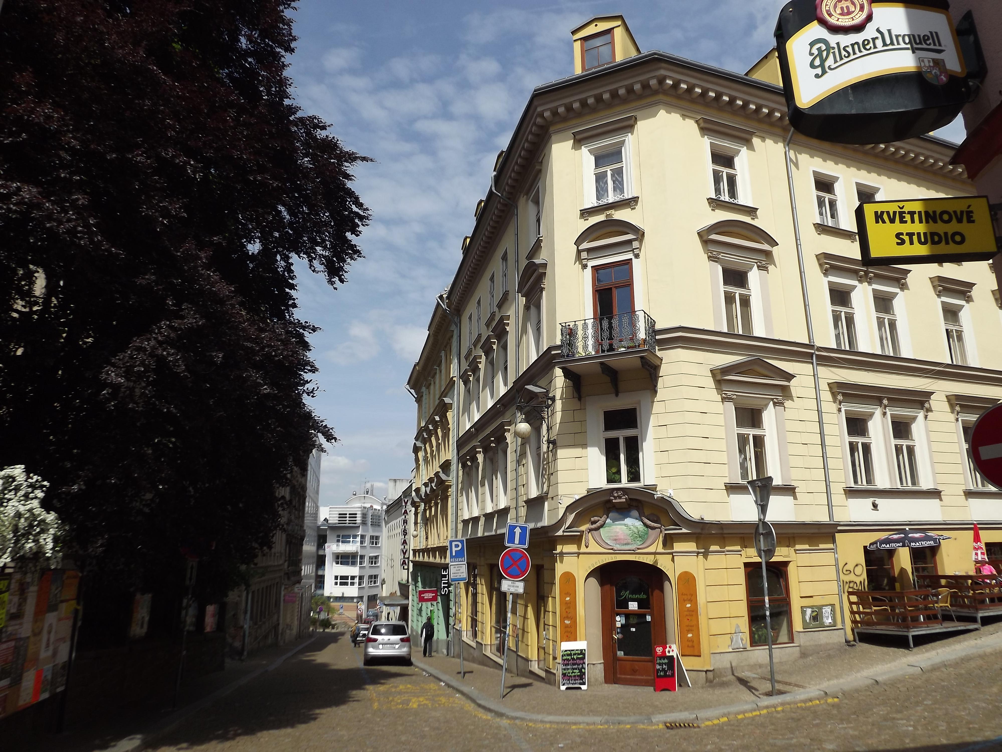 Vegetariánská restaurace Ánanda