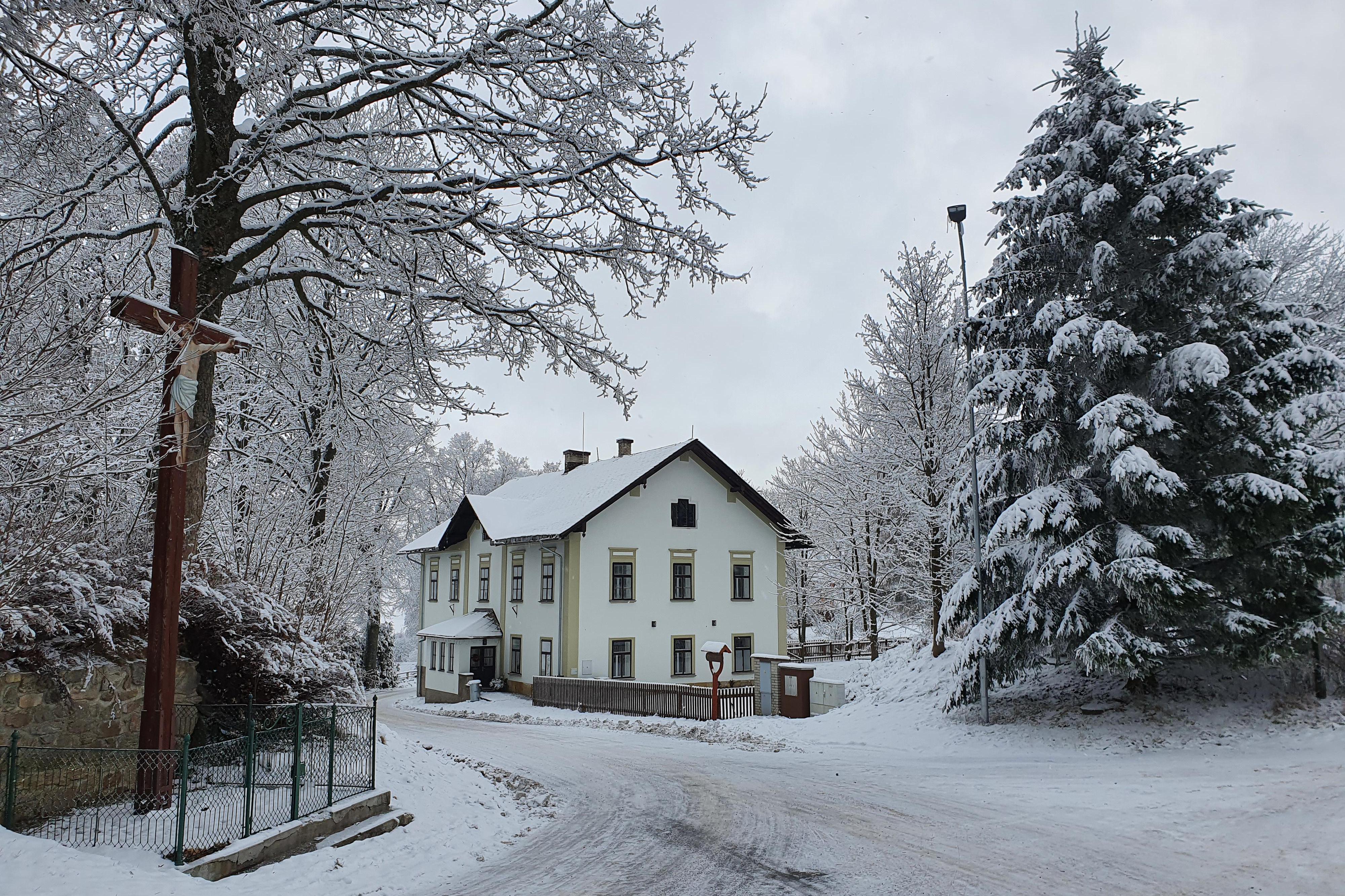 Stará Škola Hedeč
