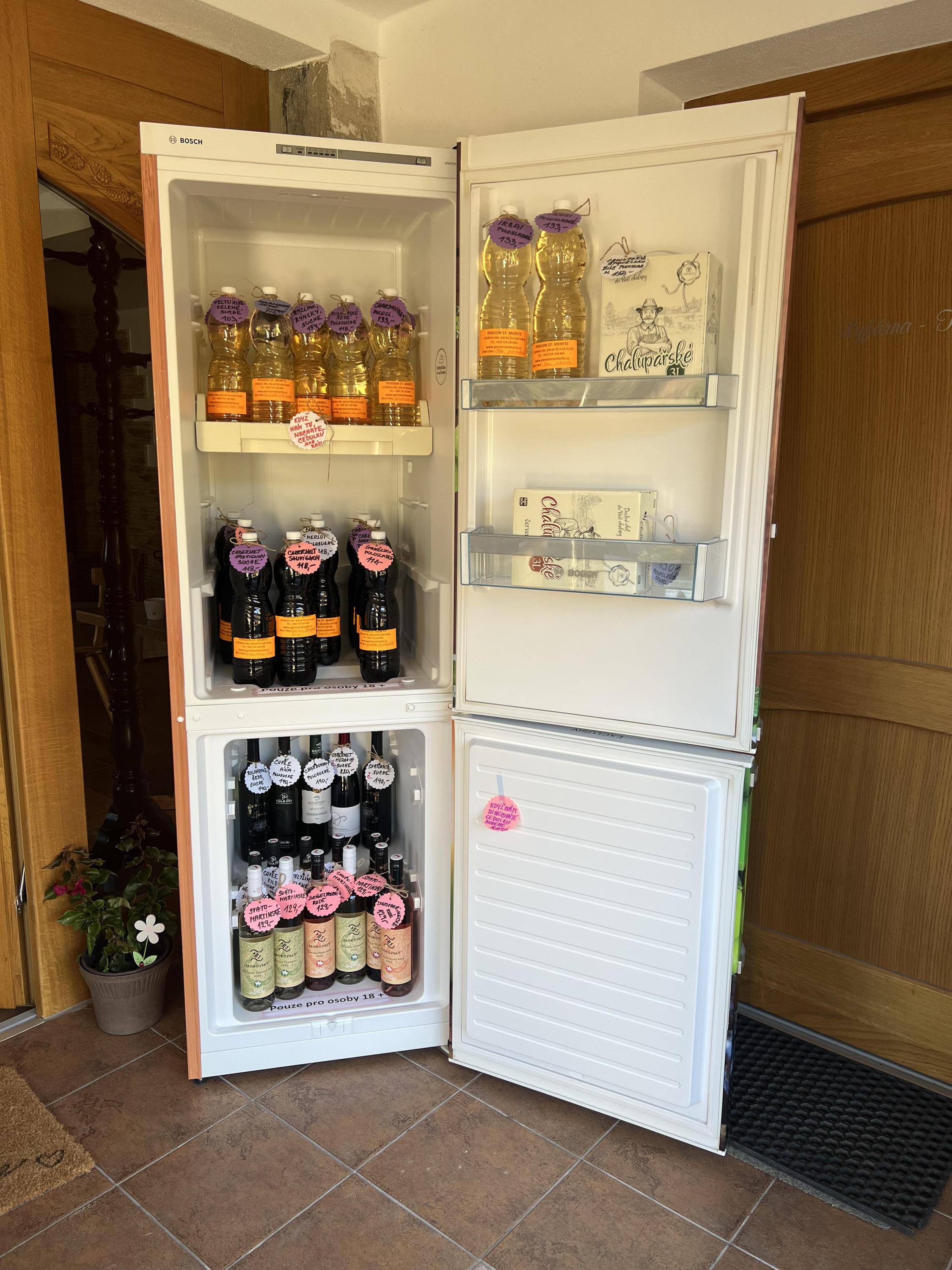 Samoobslužná vinotéka St. Moritz foto 3