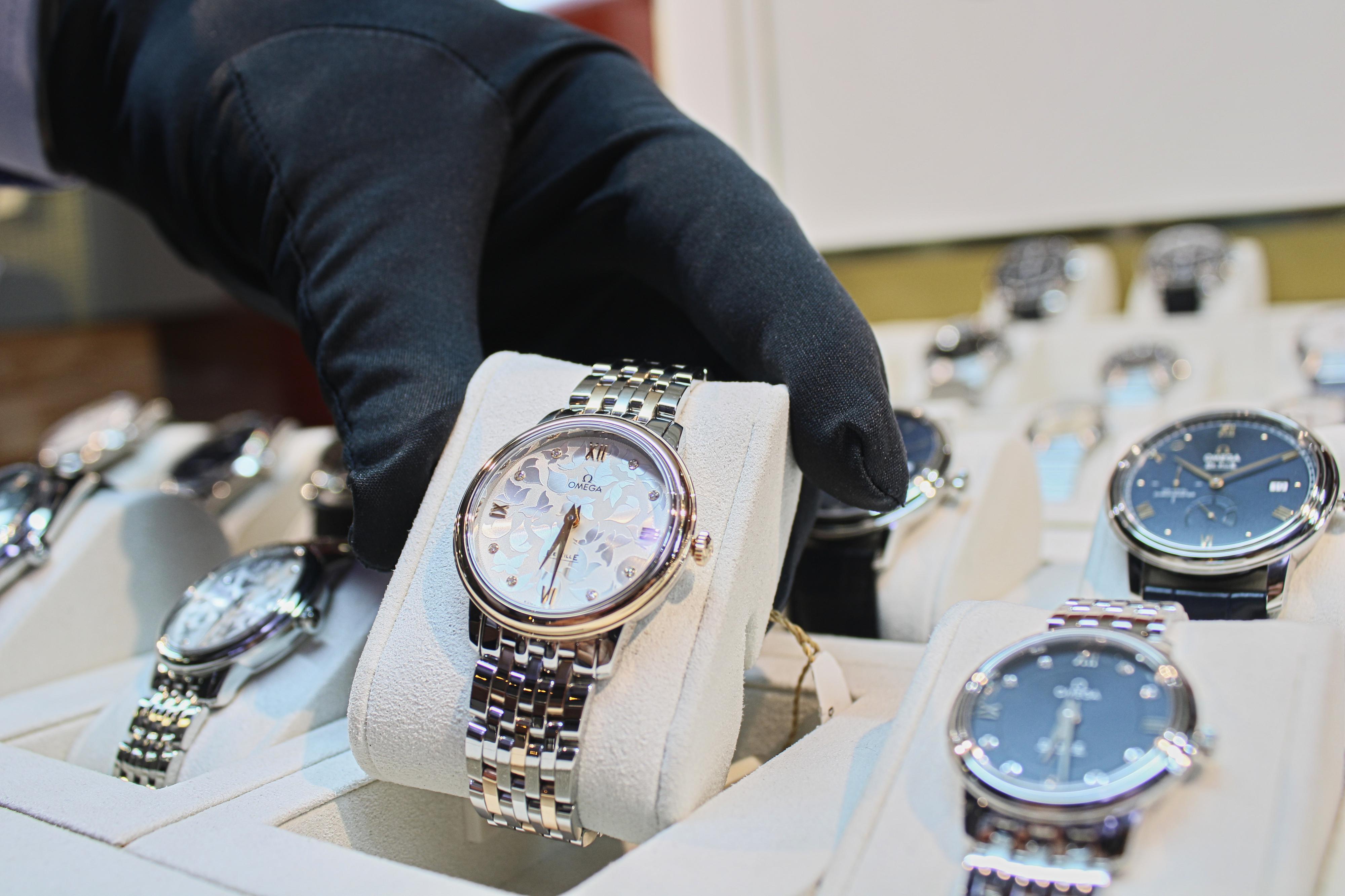 Fr. Hanák - hodinky & klenoty foto 6