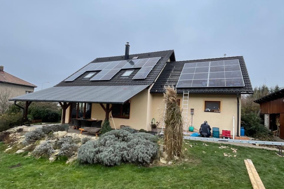 Nasolar.tech - solární elektrárny