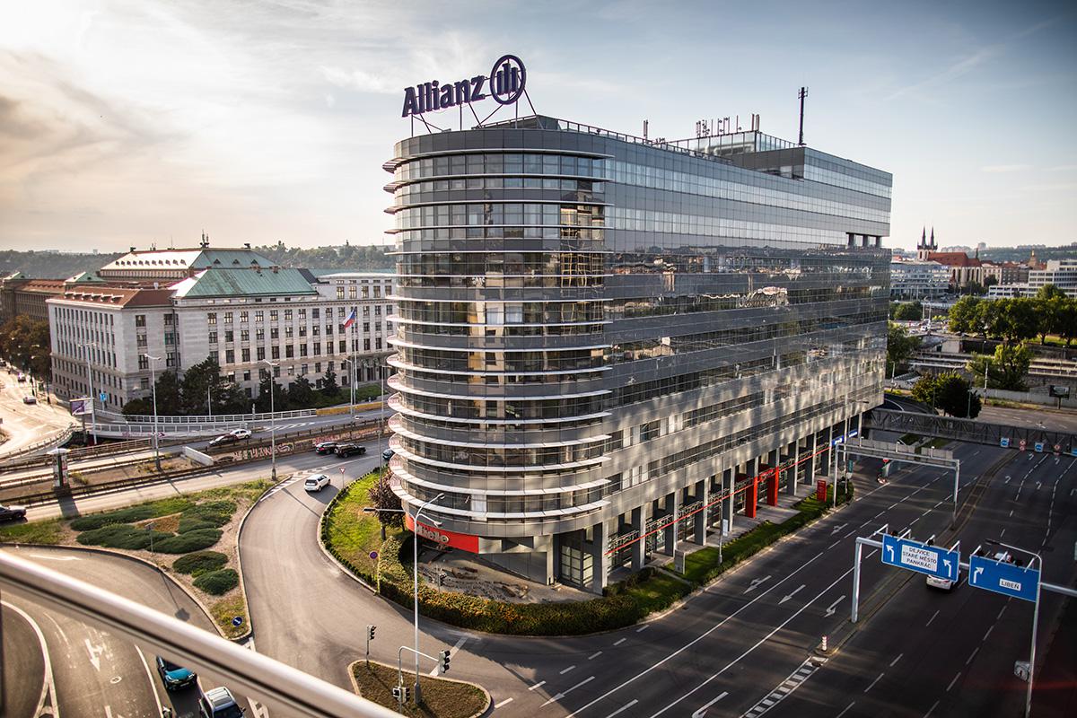 Lucie Rádsetoulalová - certifikovaný realitní makléř foto 2