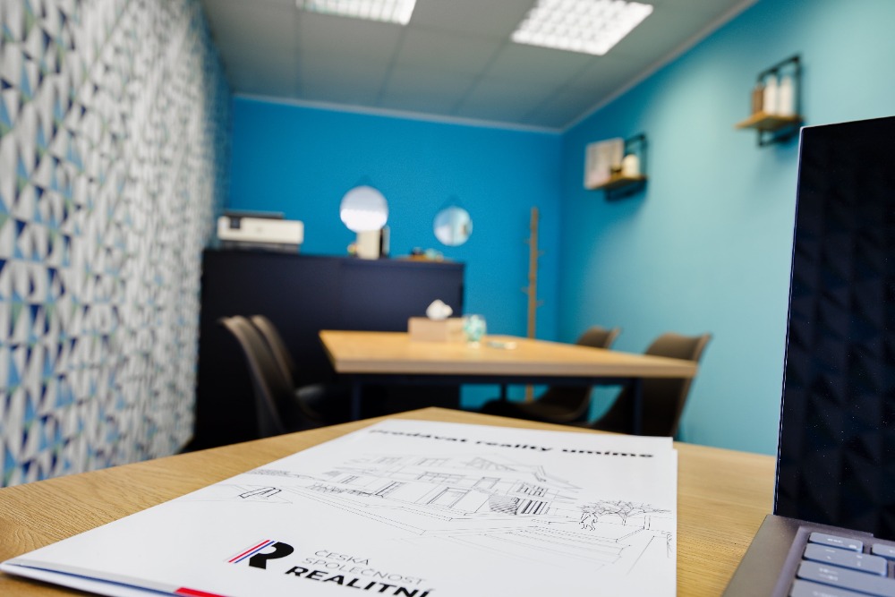 Česká Společnost Realitní / Hana Lerchová foto 2