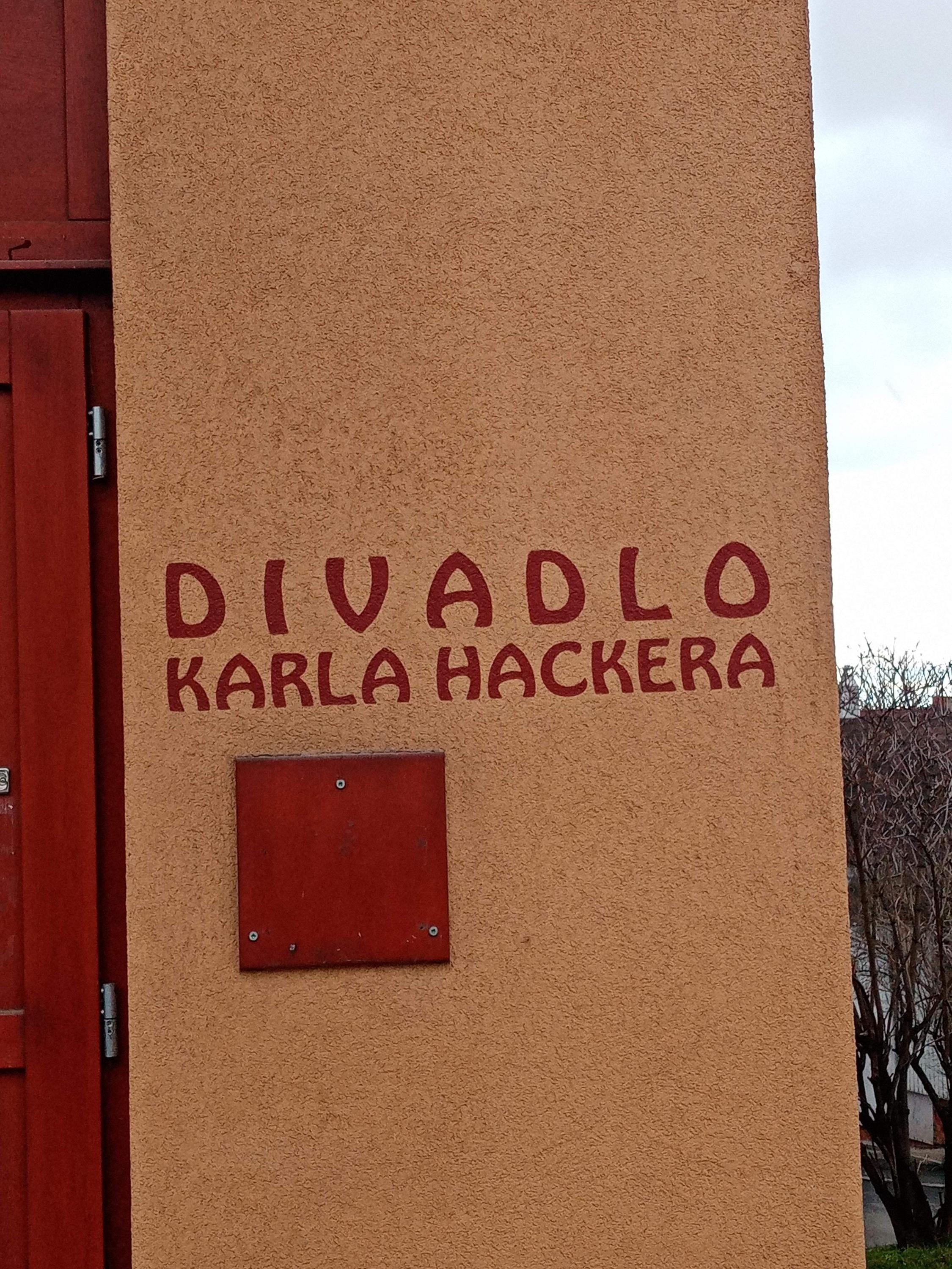 Společnost přátel Loutkového divadla Jiskra v Praze 8 - Kobylisích foto 2
