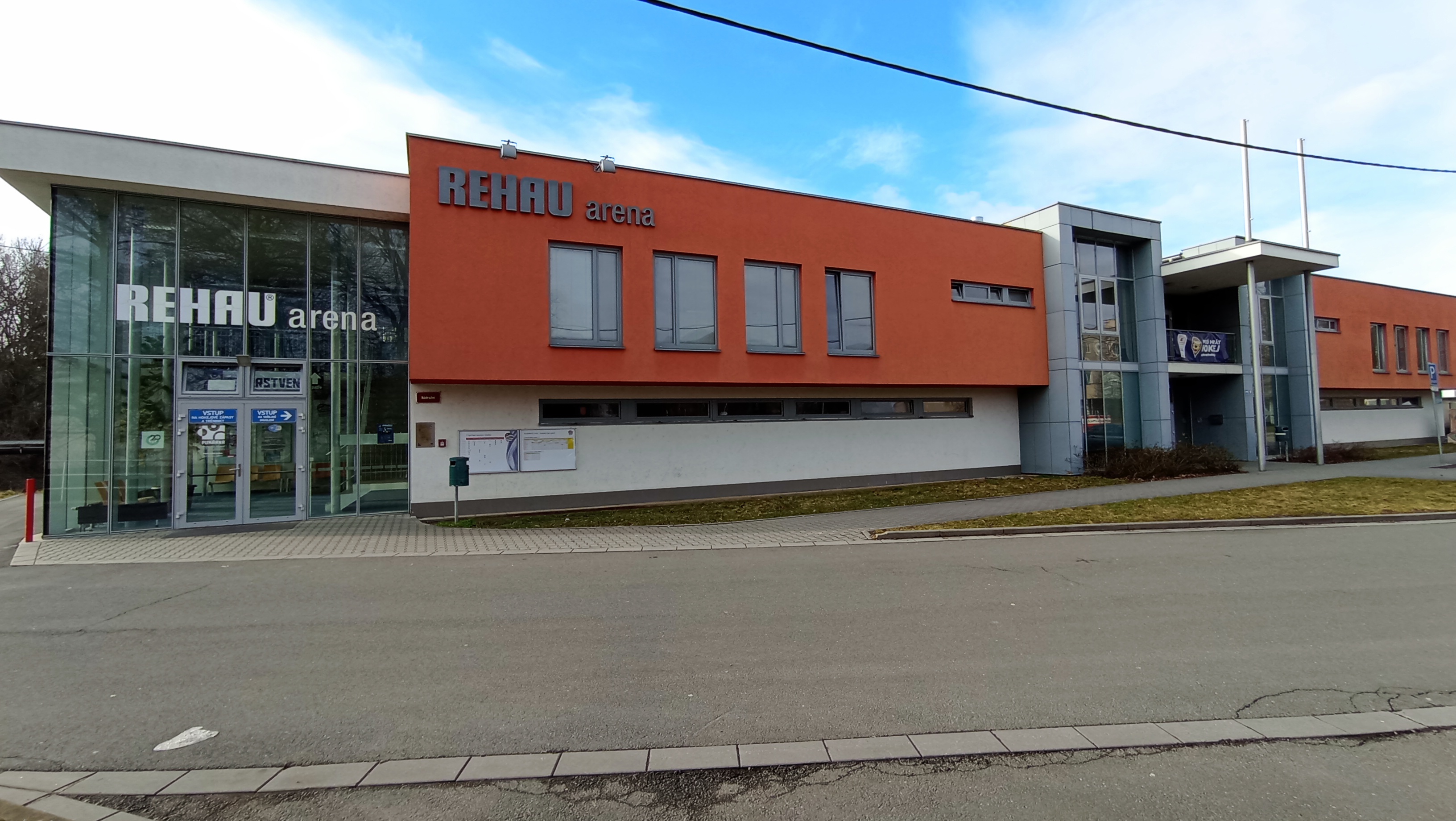 Krytý zimní stadion - Miltra arena foto 2