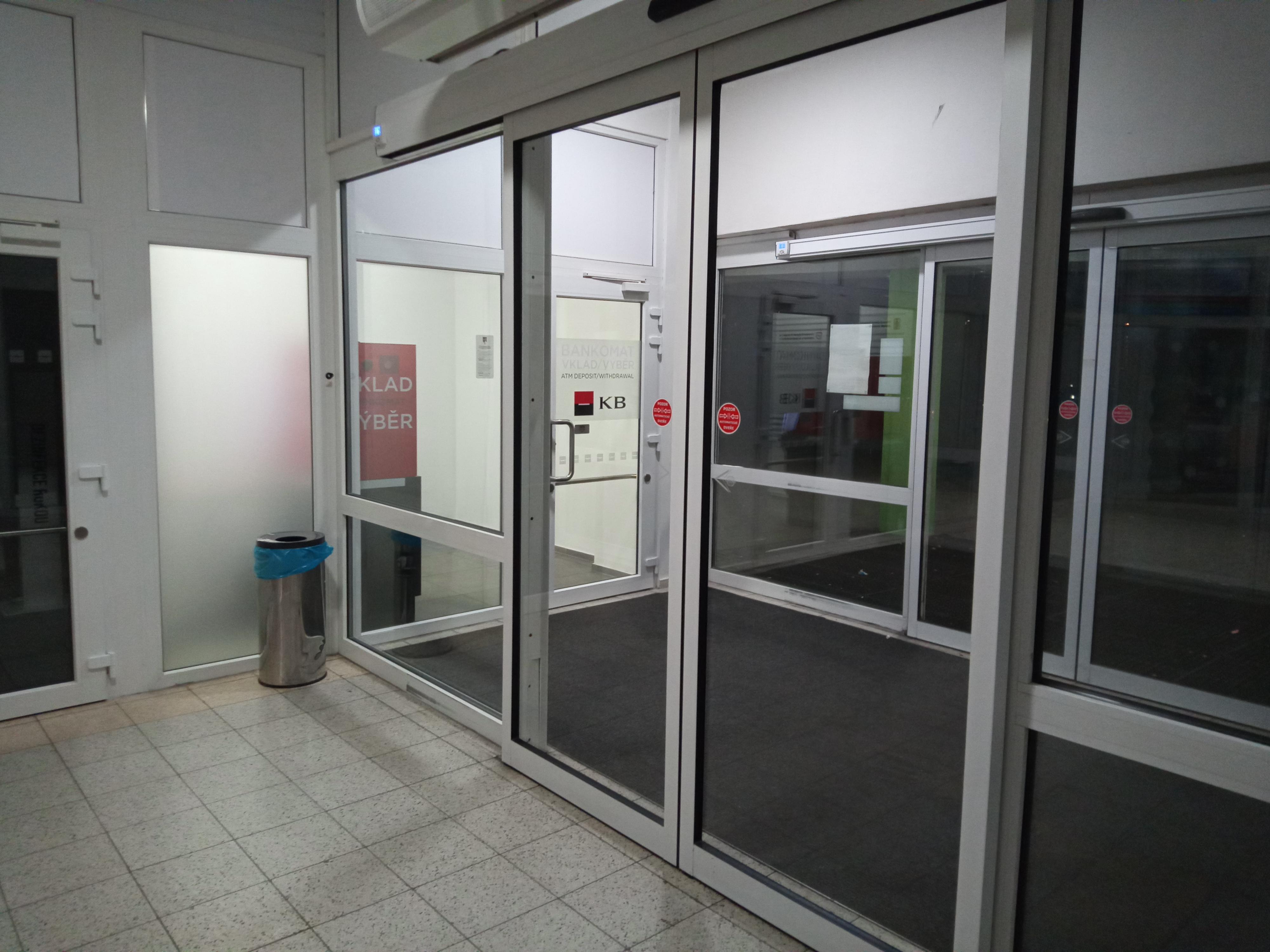 Bankomat Komerční banky foto 4