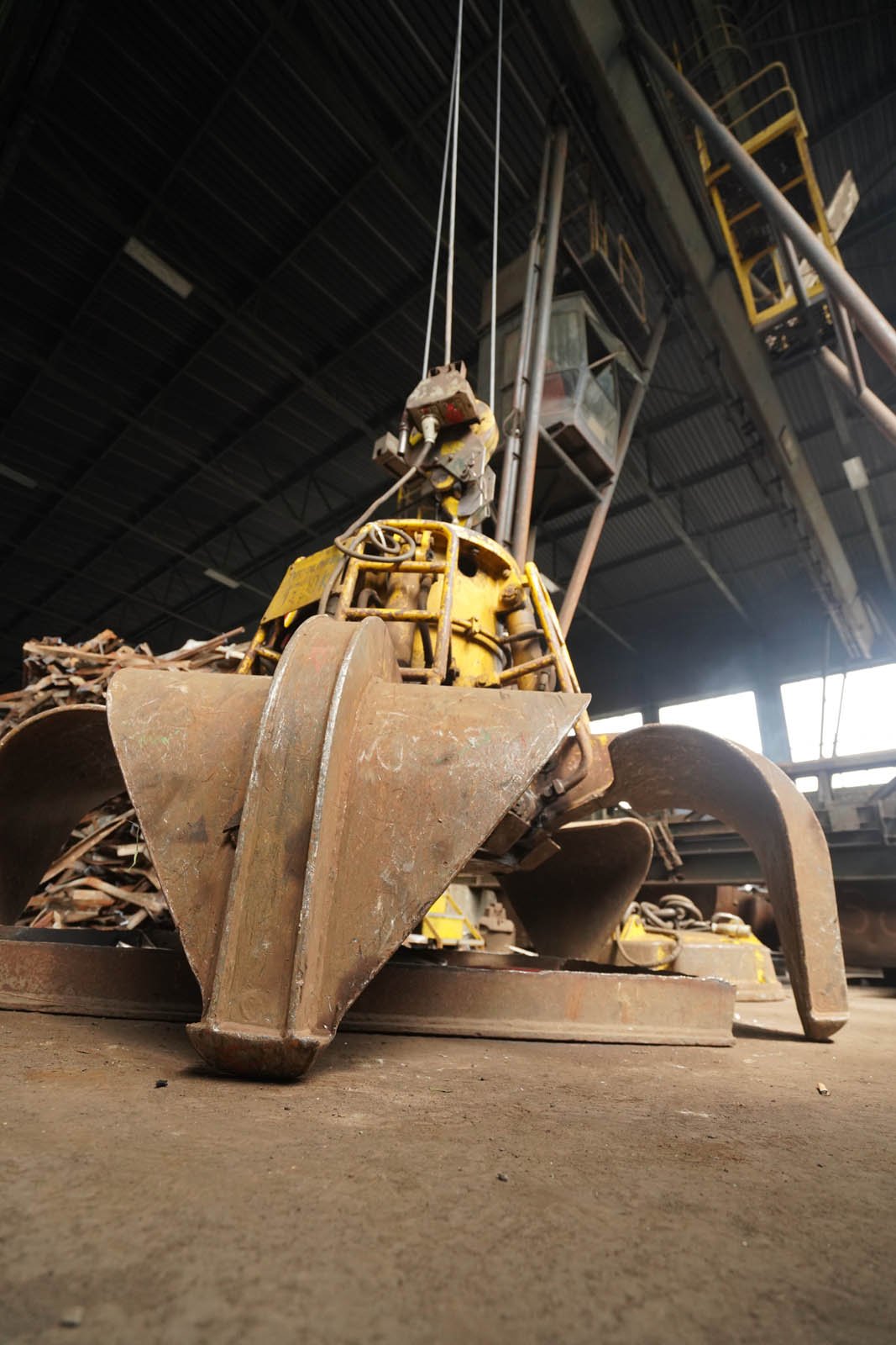KIWEK METAL - Kovošrot, sběrné suroviny a autovrakoviště foto 4