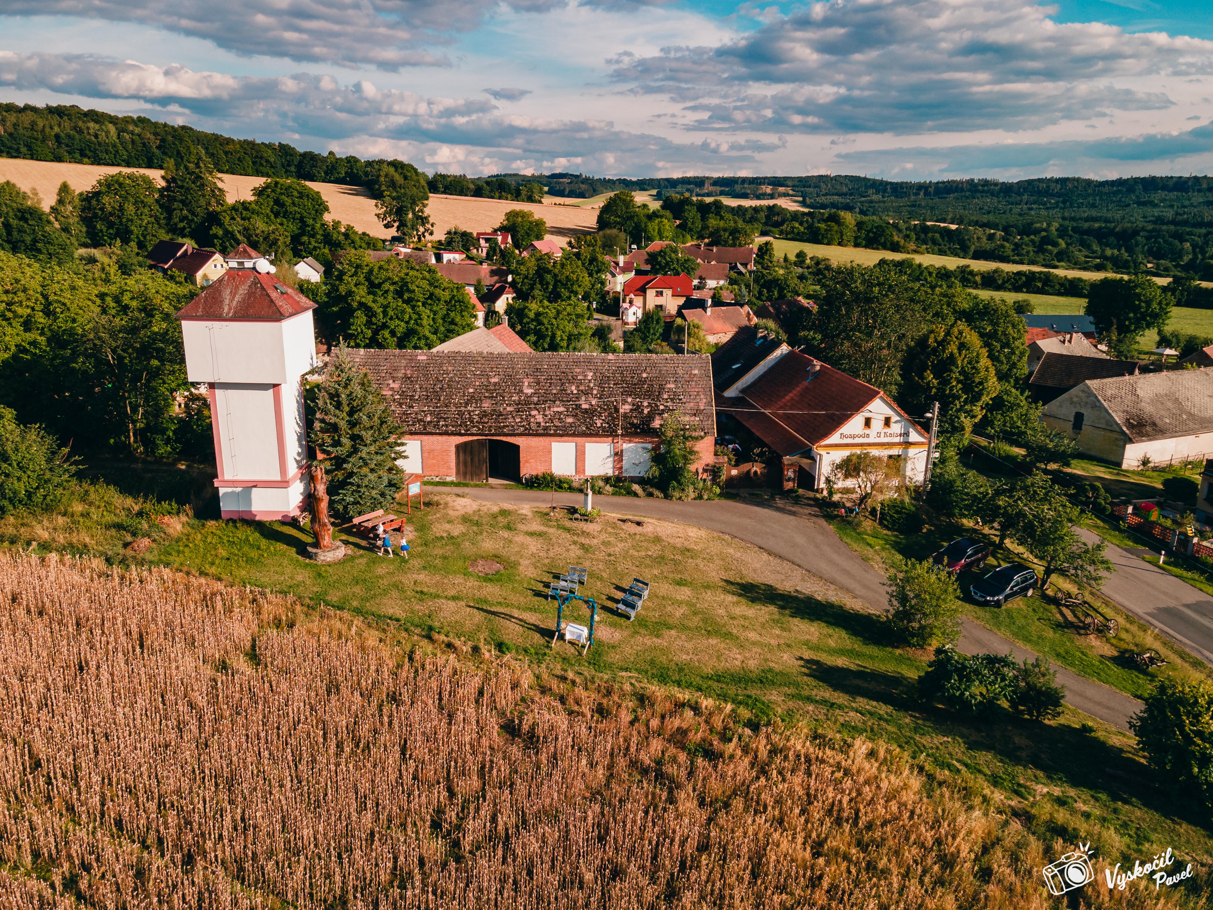Hospoda u Kaiserů Týniště foto 3