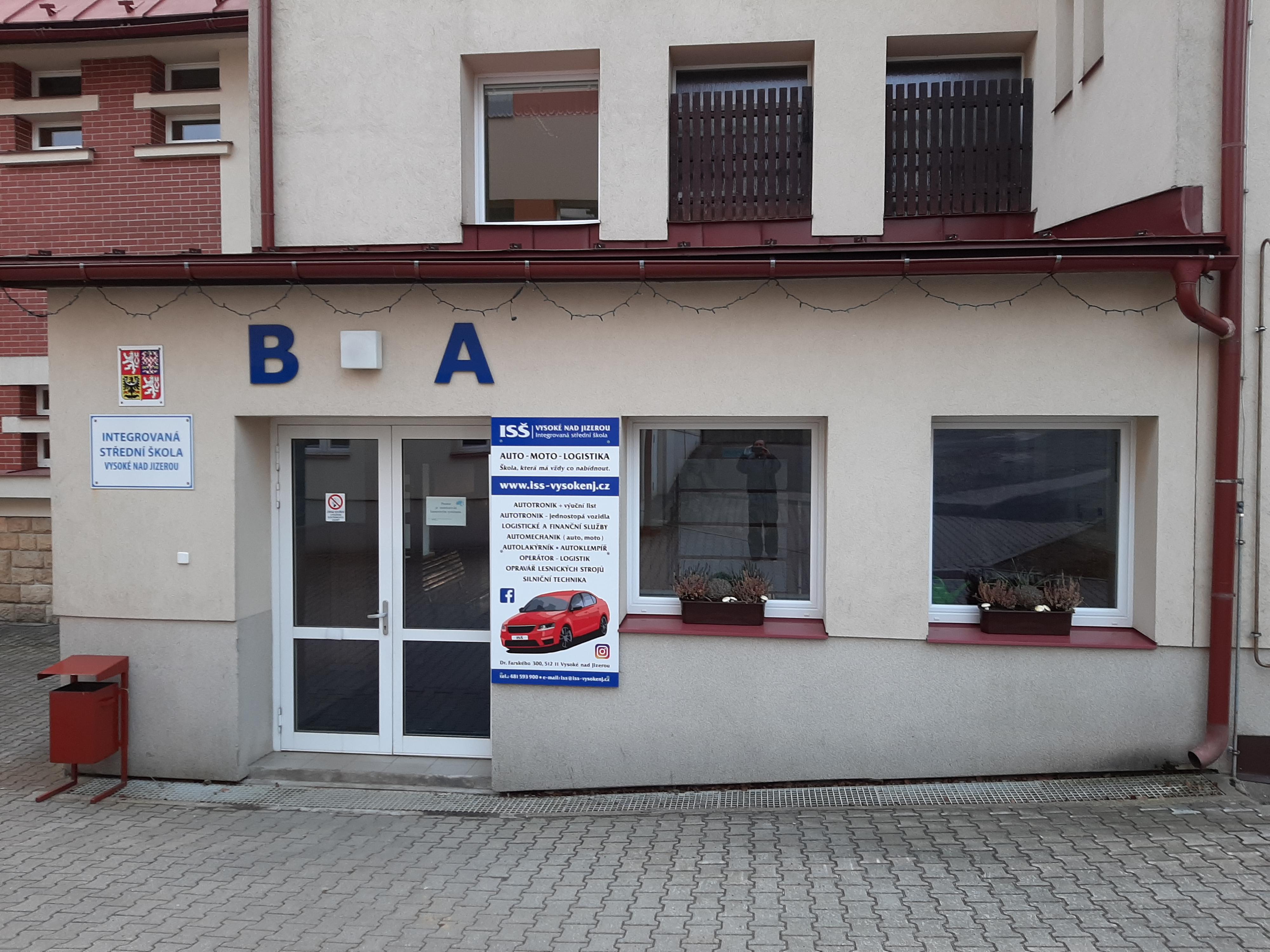 Integrovaná střední škola Vysoké nad Jizerou foto 2