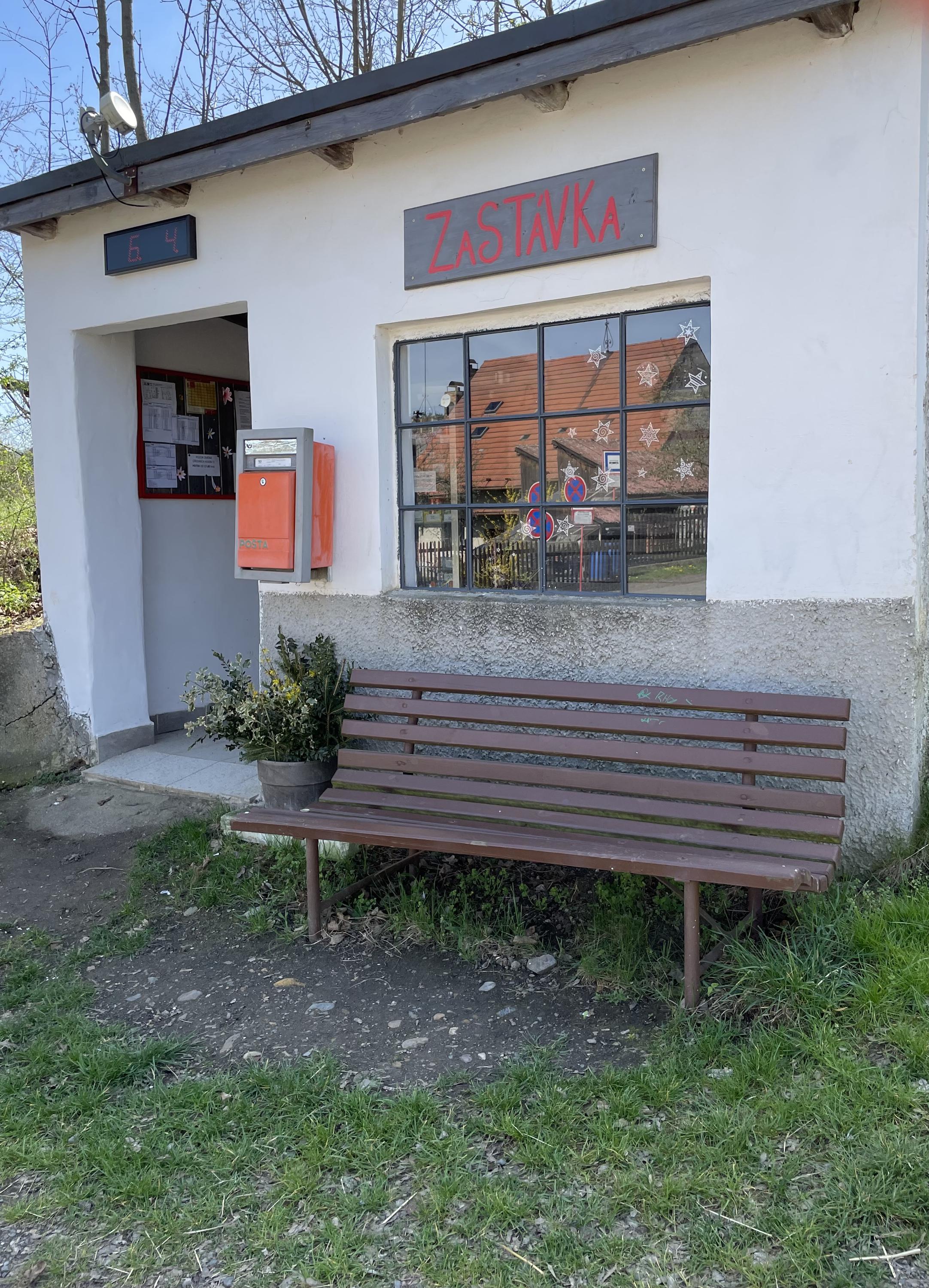 Samoobslužný bar na zastávce foto 2