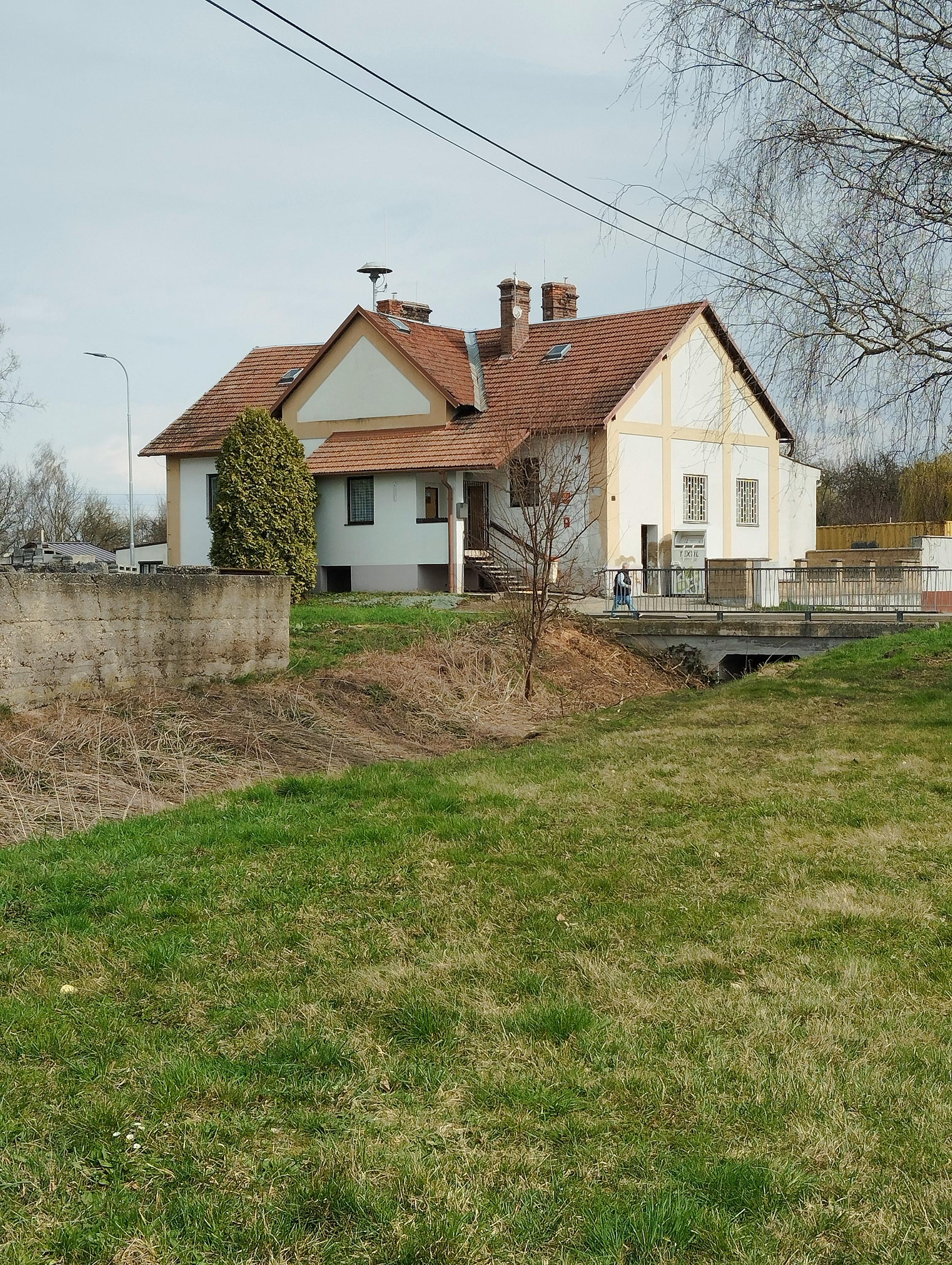 Měrovice nad Hanou - obecní úřad foto 3