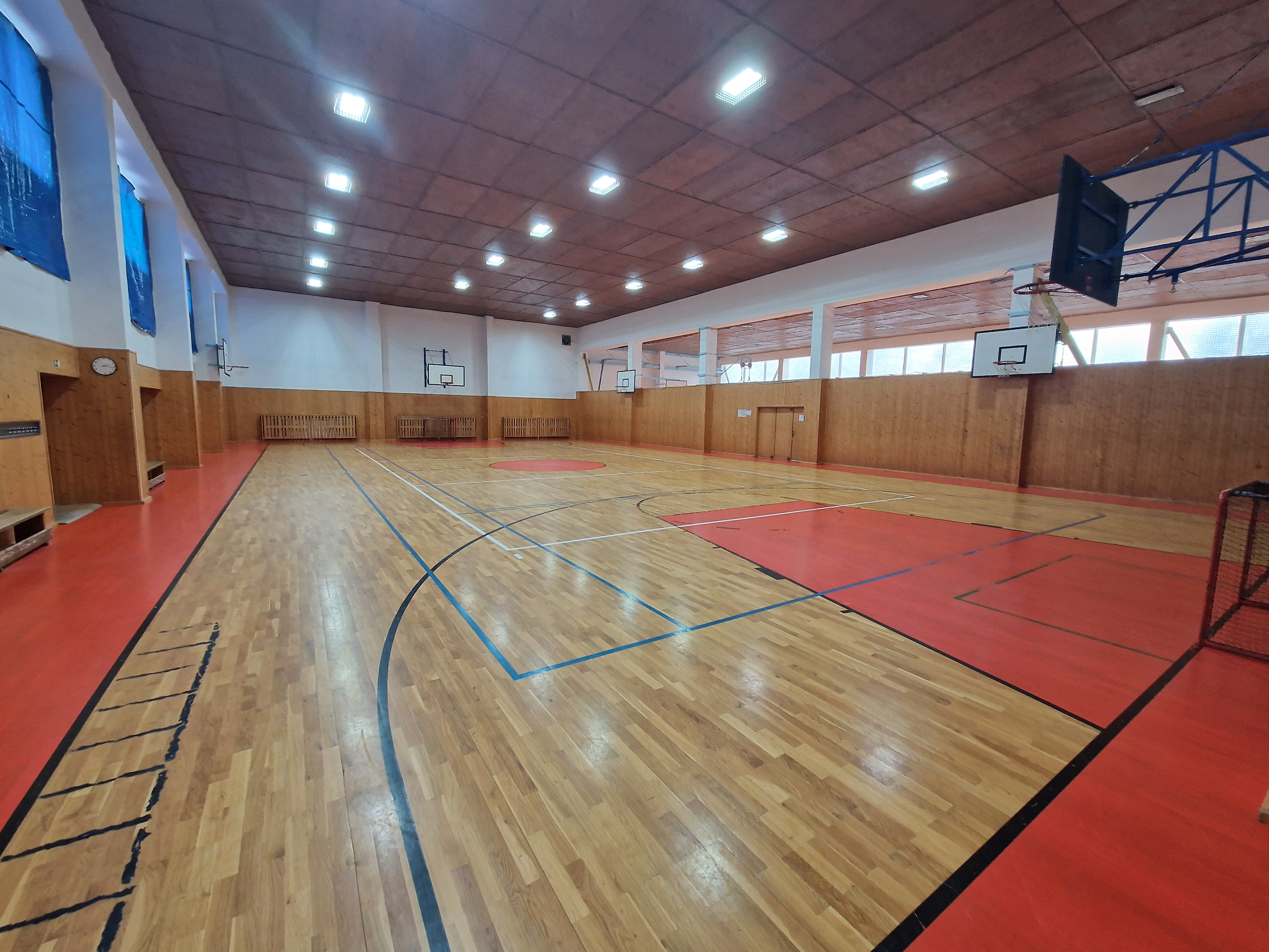 Sportovní hala Lednice foto 4