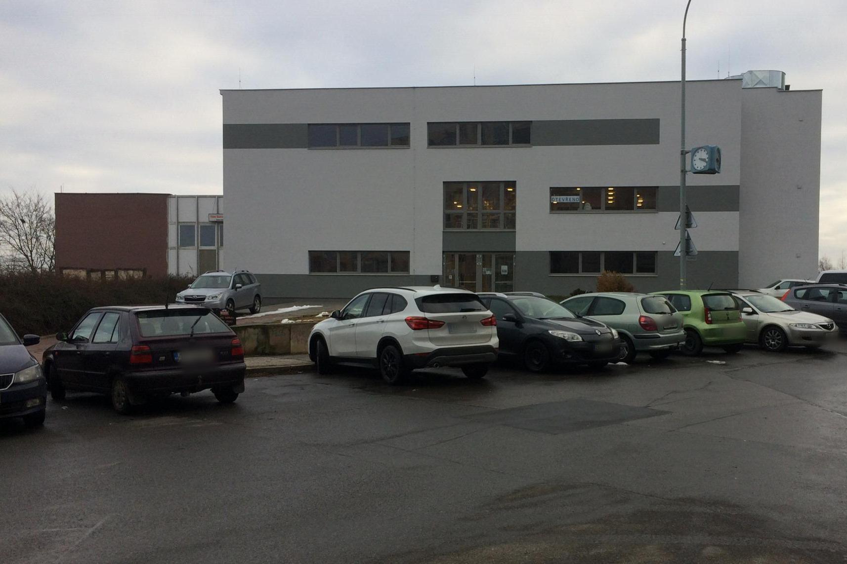 Sportovní hala Lužiny